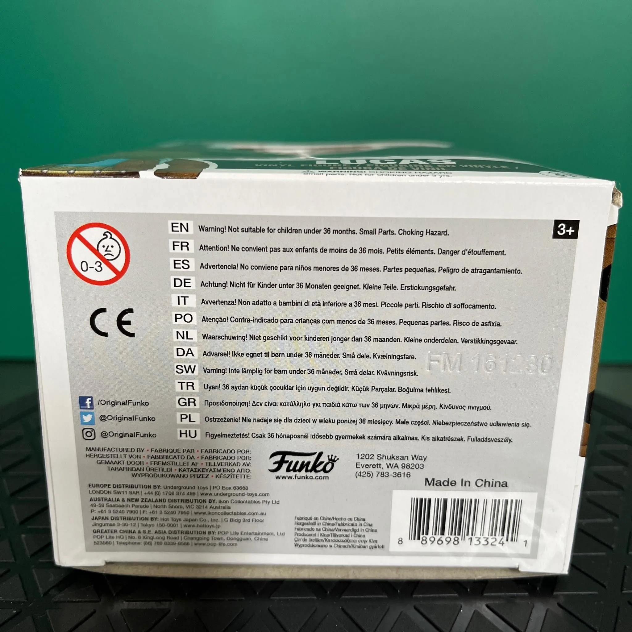 Listing Image Blurred Background