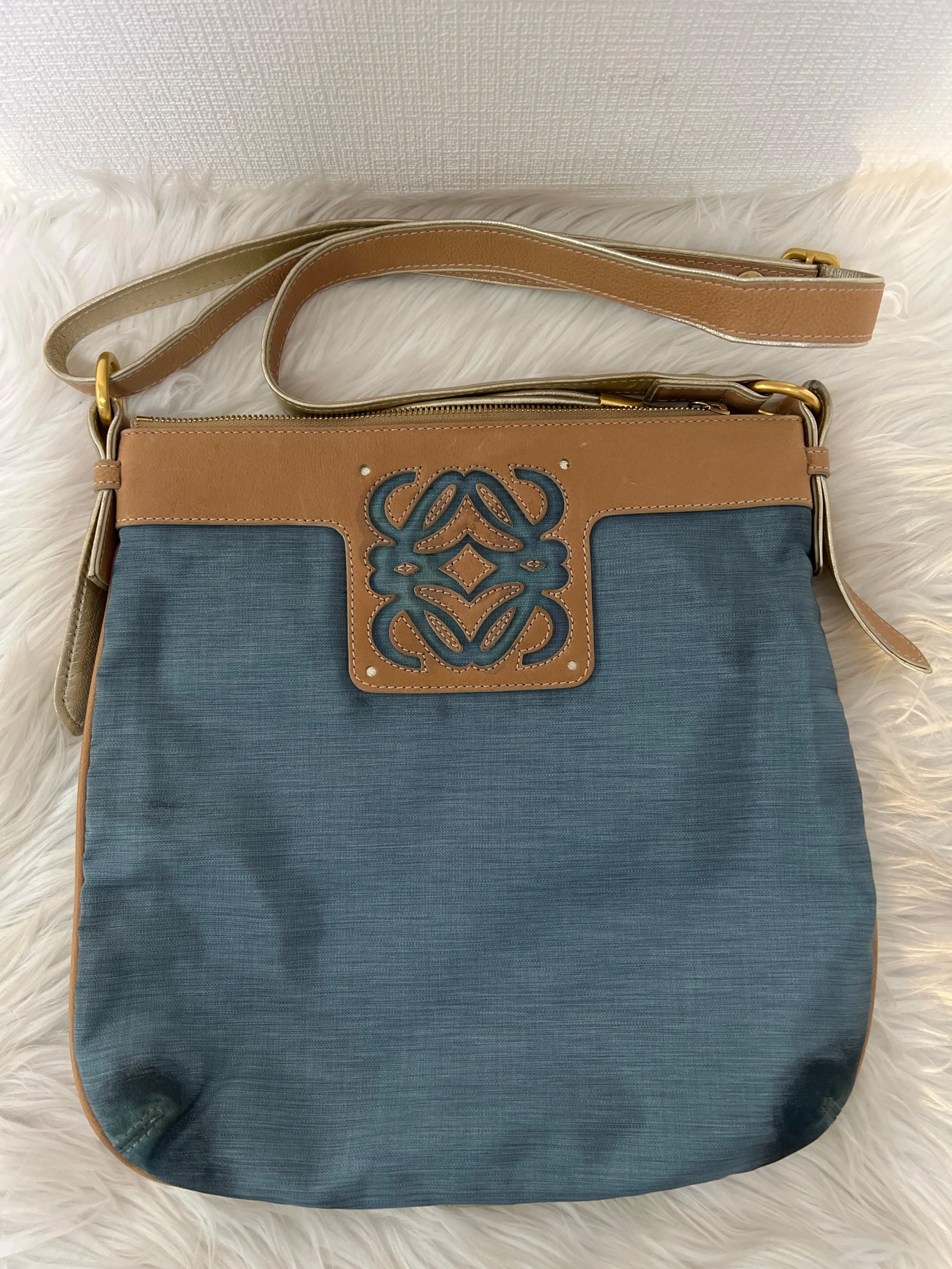 Loewe Shoulder Bags A-14938