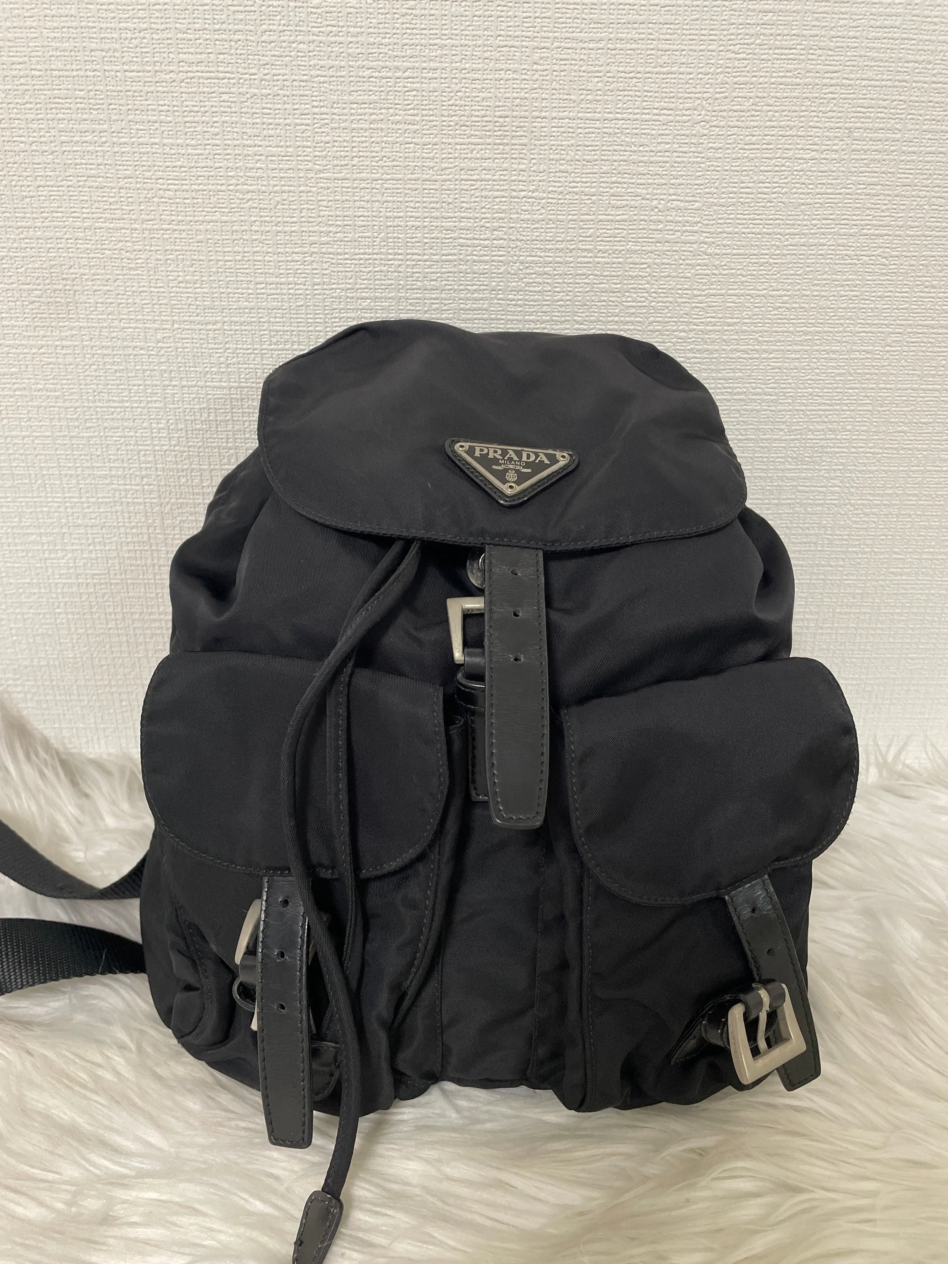 Prada Black Handle Bags A-15708