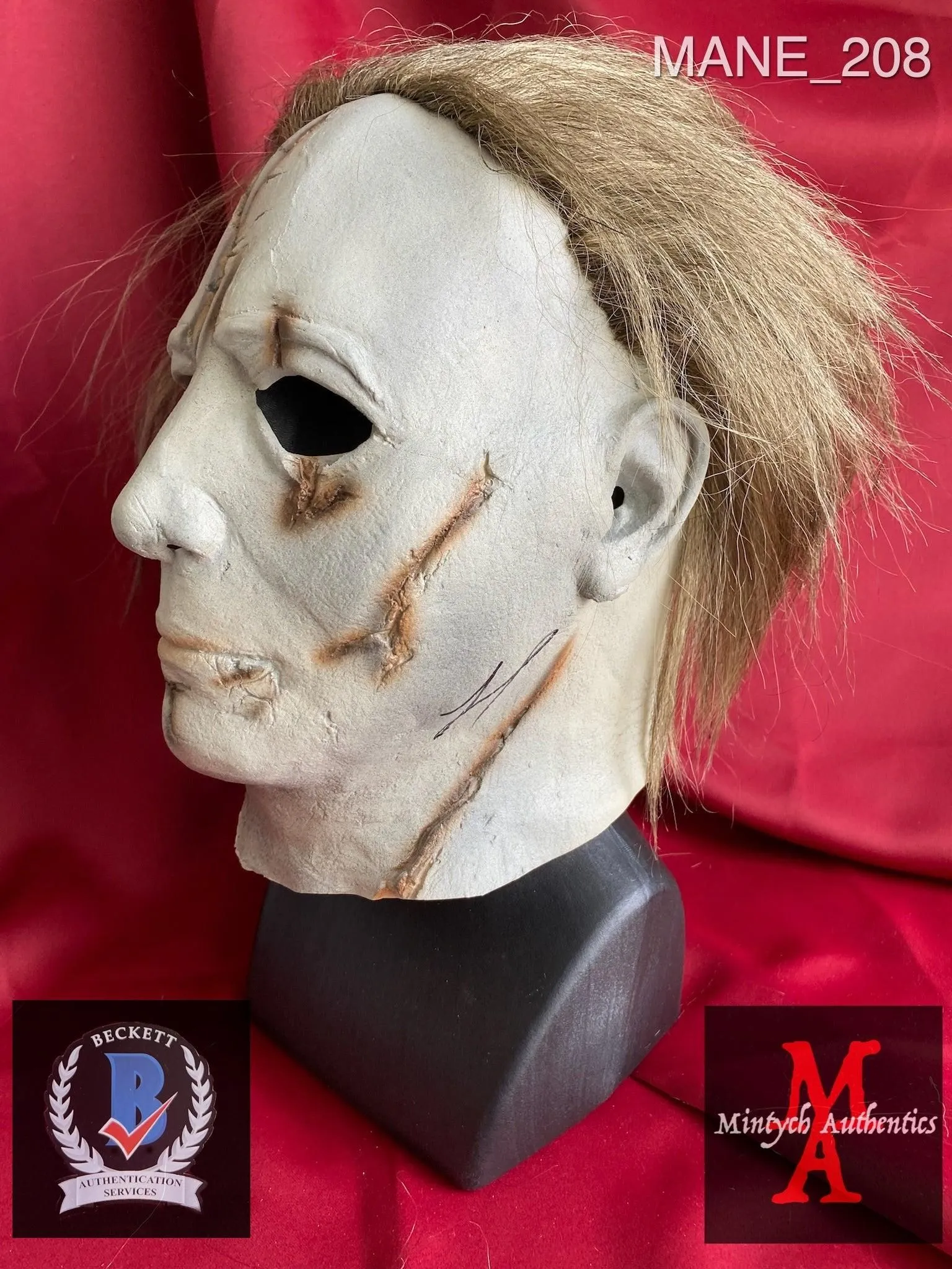 MANE_208 - Michael Myers  Mask Autographed By Tyler Mane