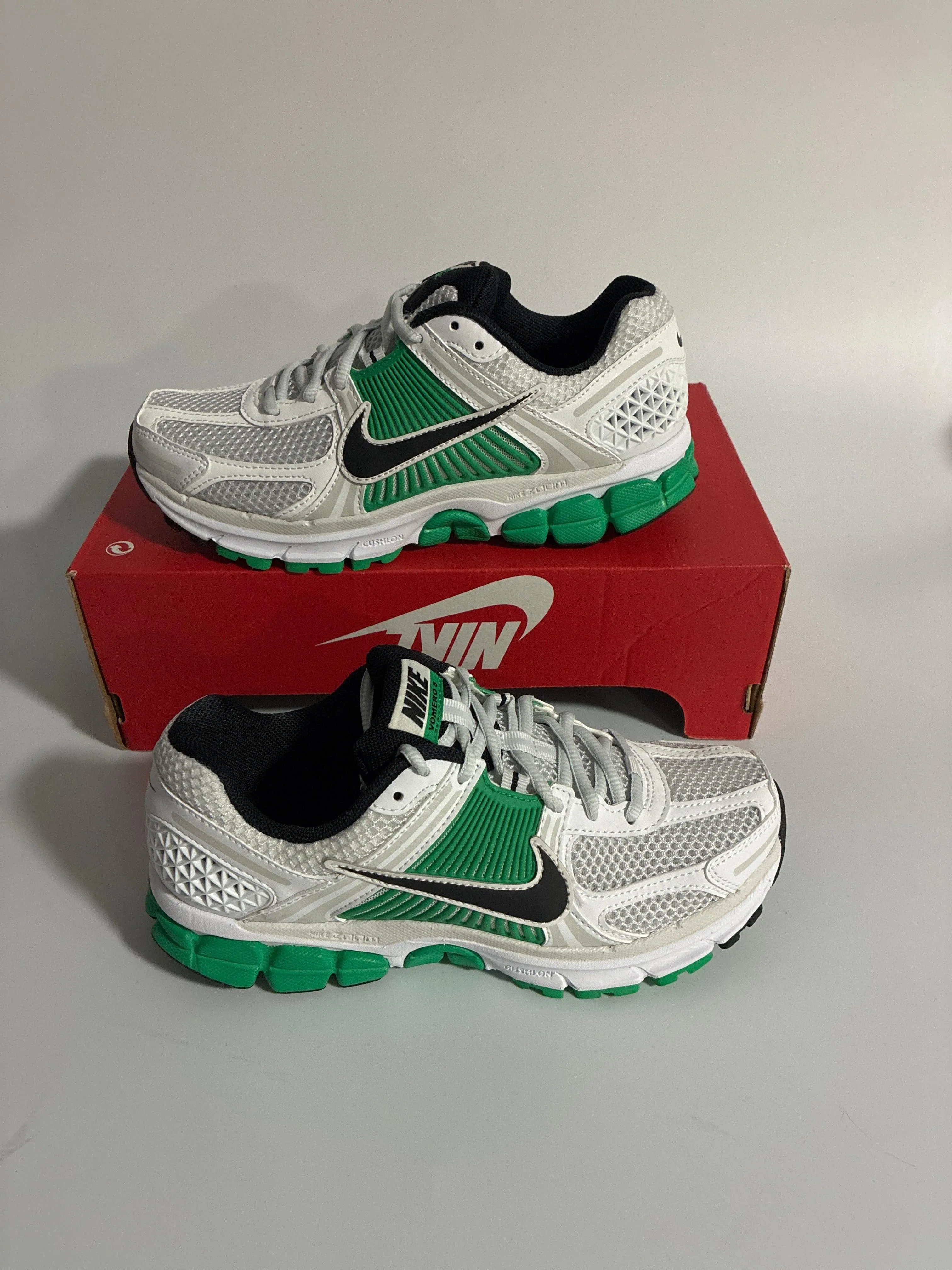 W NIKE ZOOM VOMERO 5 stadium green FJ2028 102