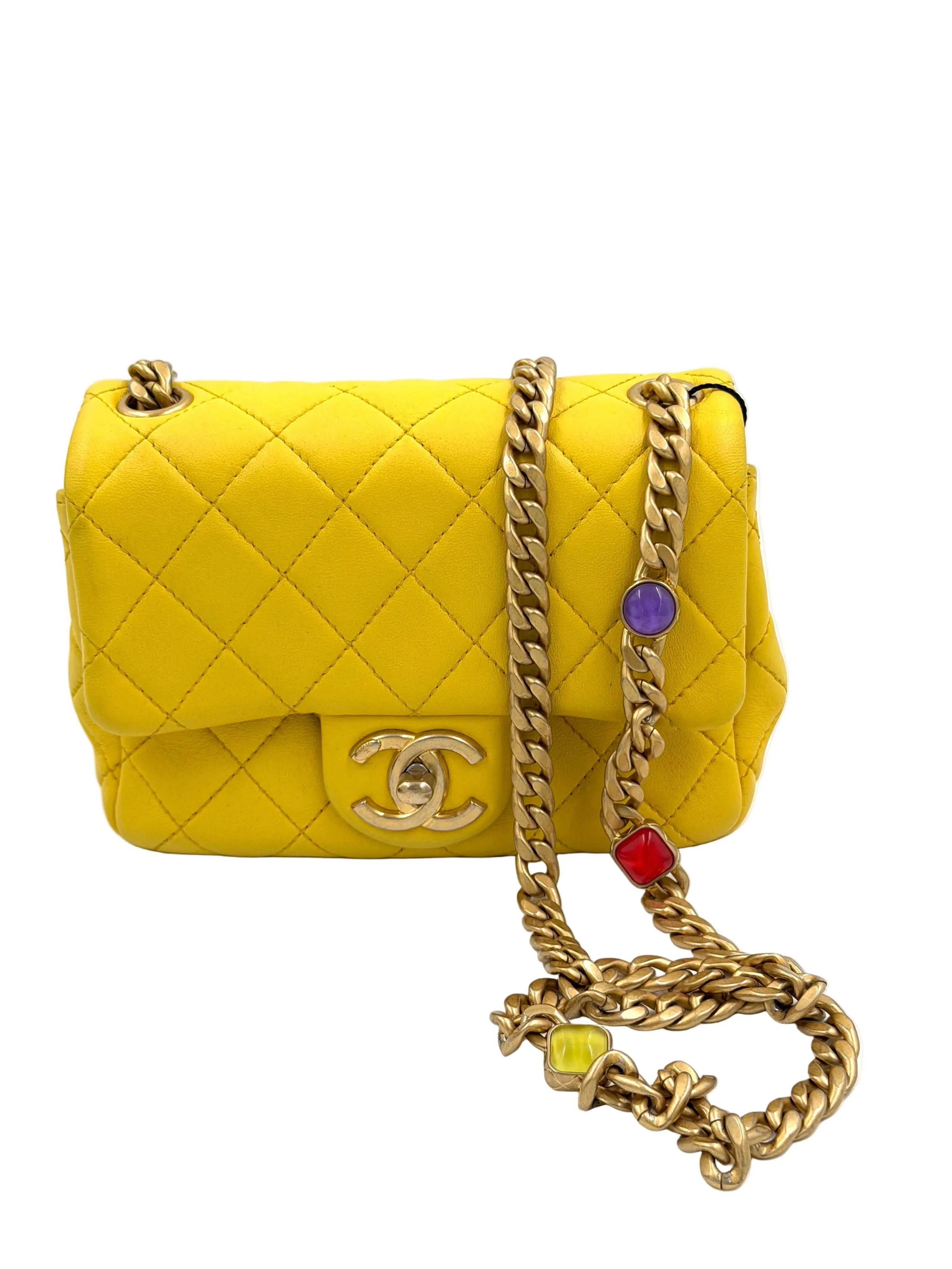 Pre-owned Chanel Yellow Leather Matelassé Handbag with Gem-Toned Charm Chain - Authenticated