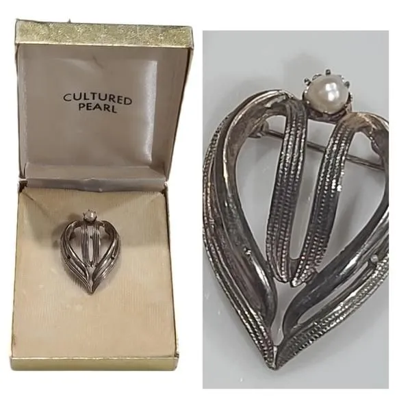 Product image for Vintage Cultured Pearl Heart Shaped Cutout Brooch Pin in Original Box