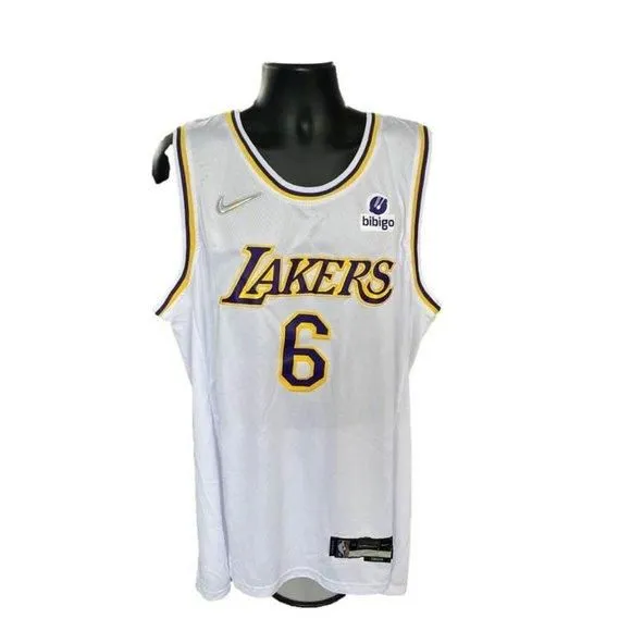 Product image for Nike Men's Los Angeles Lakers LeBron James #6 Jersey, White