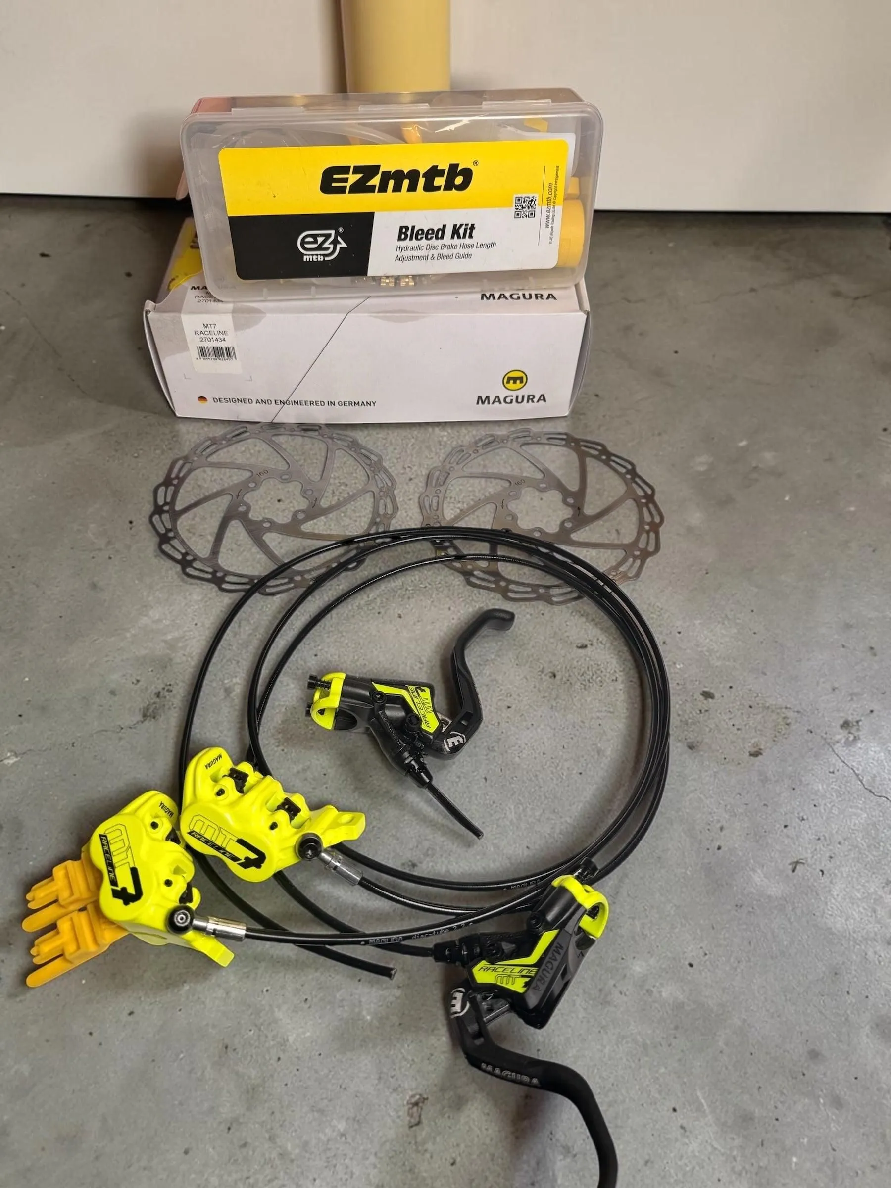Magura MT7 Raceline Hydraulic Disc Brakeset with 160mm Rotors and Bleed Kit