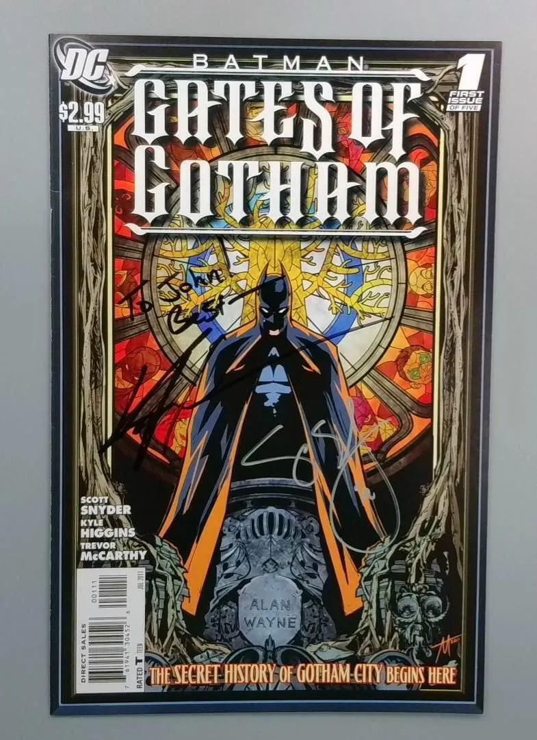 Batman: Gates of Gotham #1, VF/NM Signed by Scott Snyder DC Comics, 2011