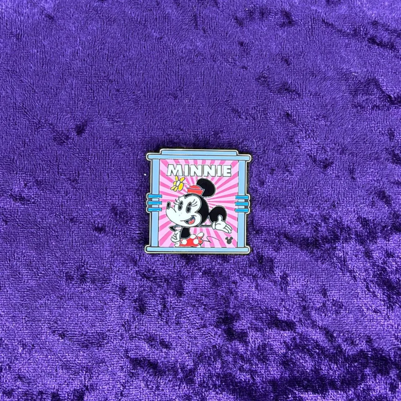 Minnie Mouse Parking Lot Sign Pin | Walt Disney World 2026 Wave B Hidden Disney