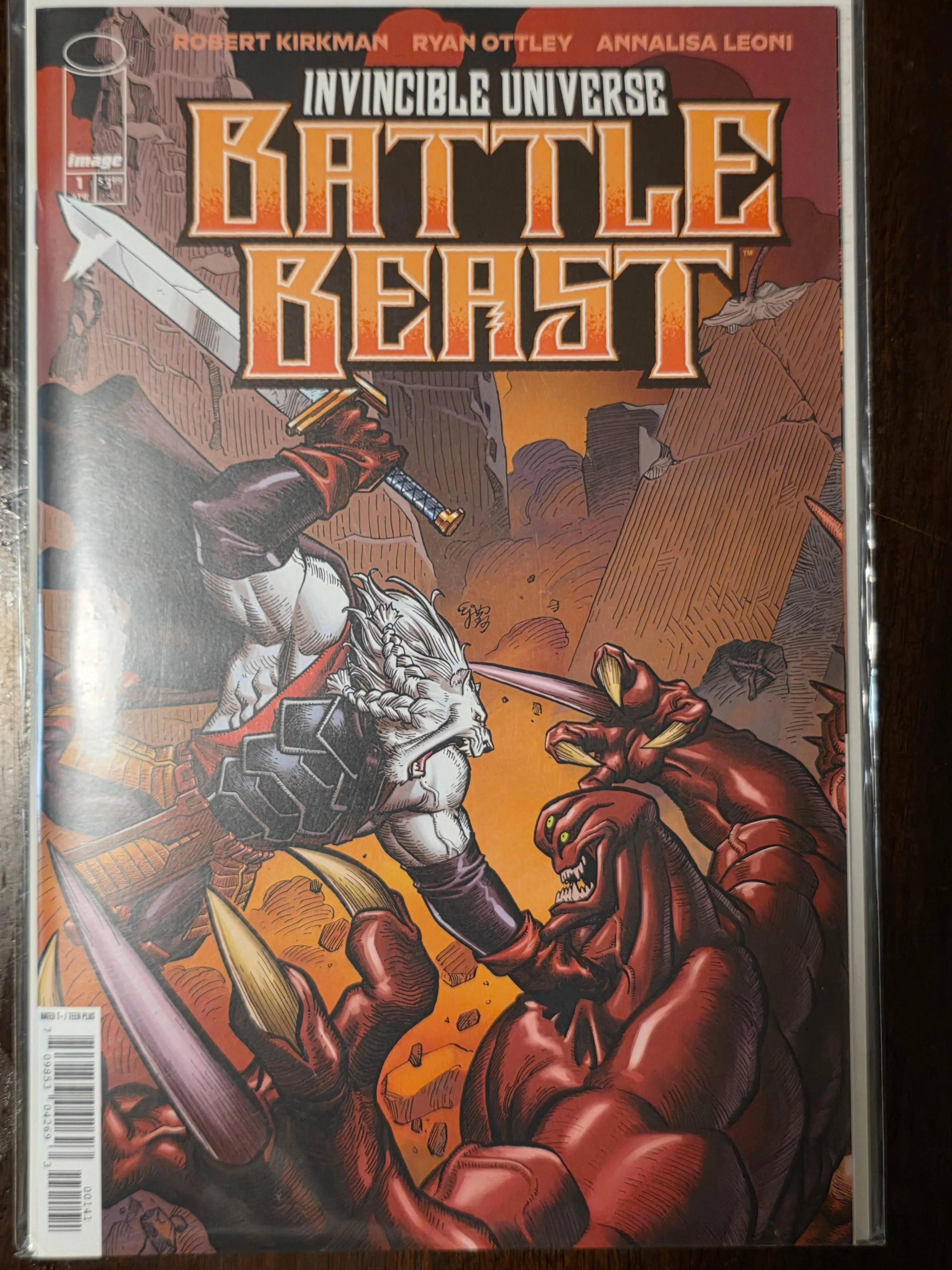 Invincible Universe Battle Beast 1 Cover D EJ Su 1:10 Incentive Connecting Variant Key