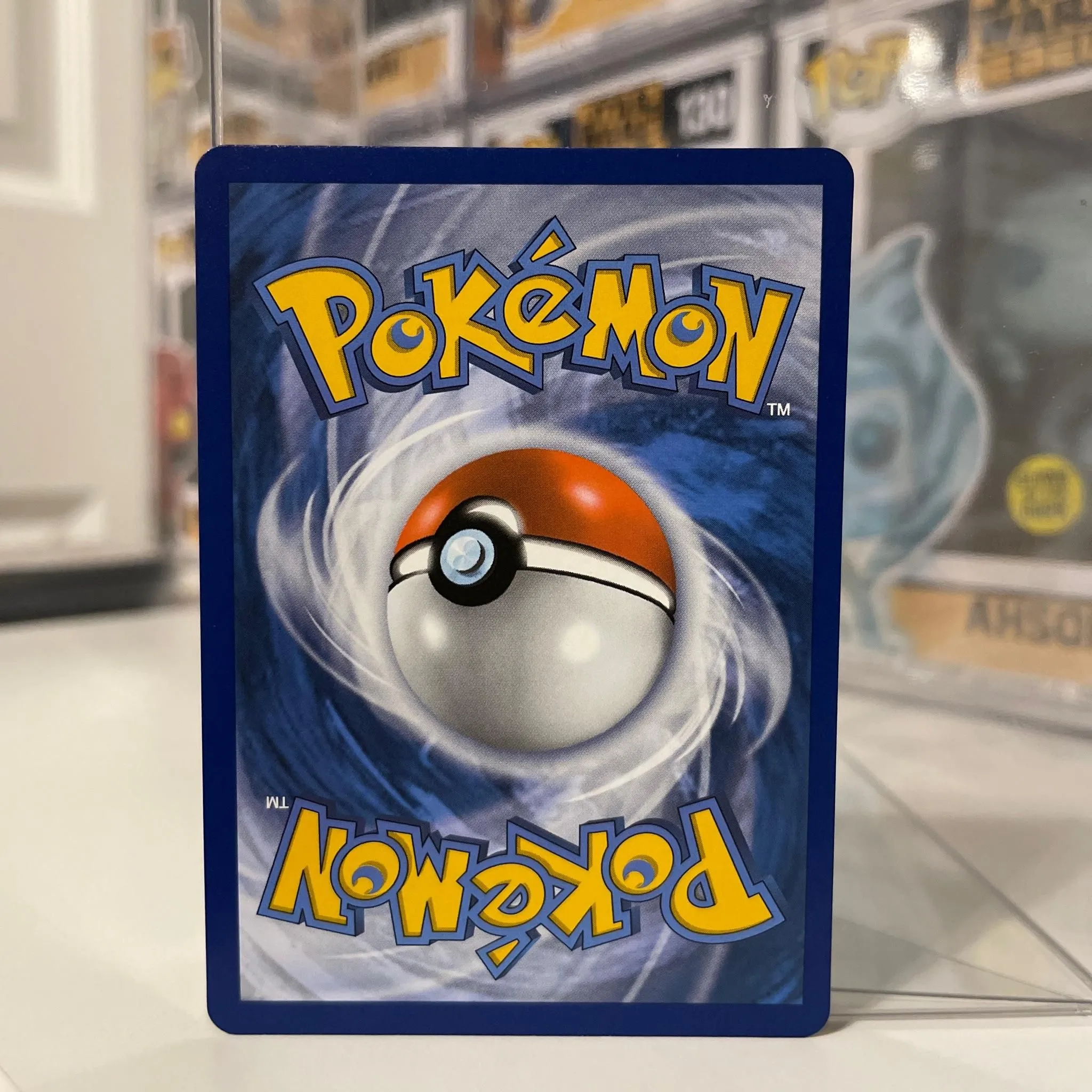 Listing Image Blurred Background