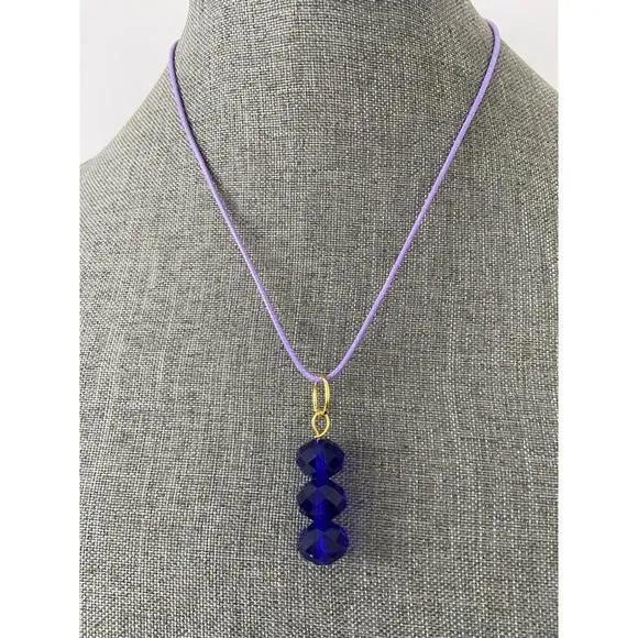 Product image for Blue glass bead pendant necklace