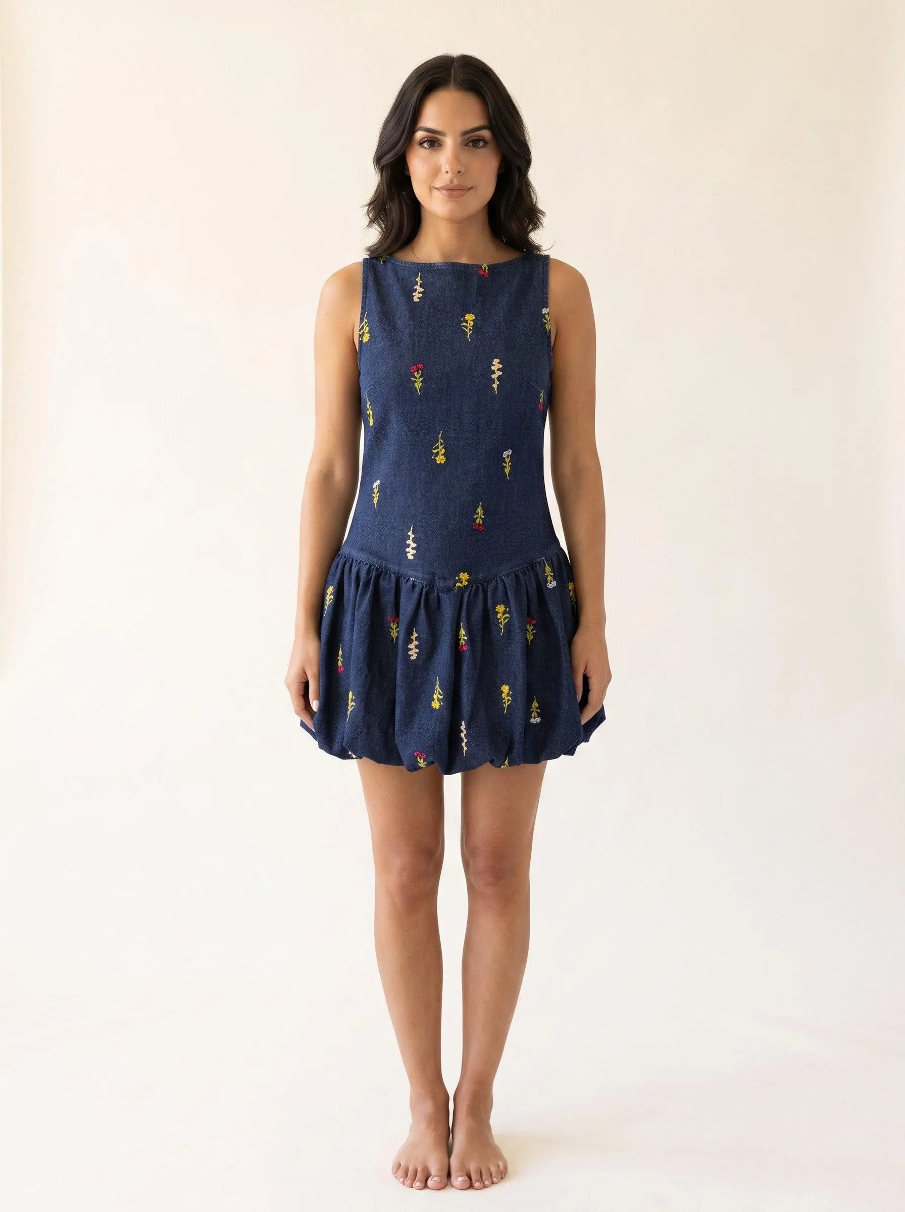 Avec Les Filles Floral Embroidered Denim Romper Size 4 NWT MSRP $148