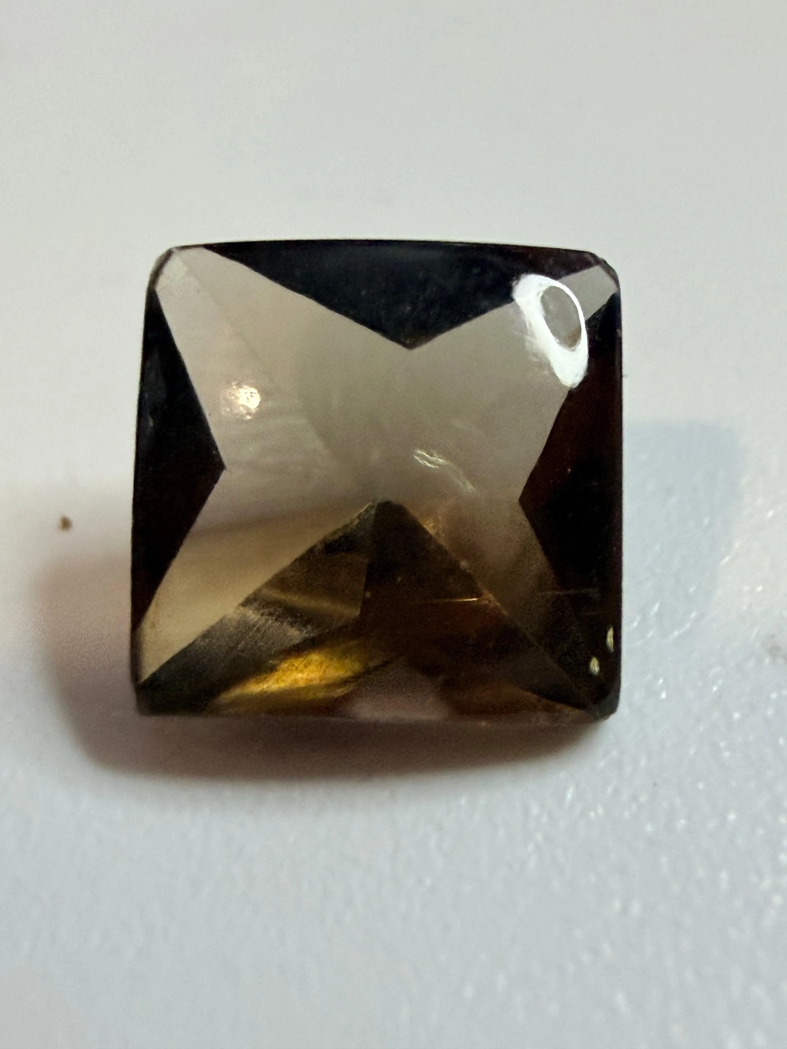 Smoky Quartz Buff Top Square 7MM