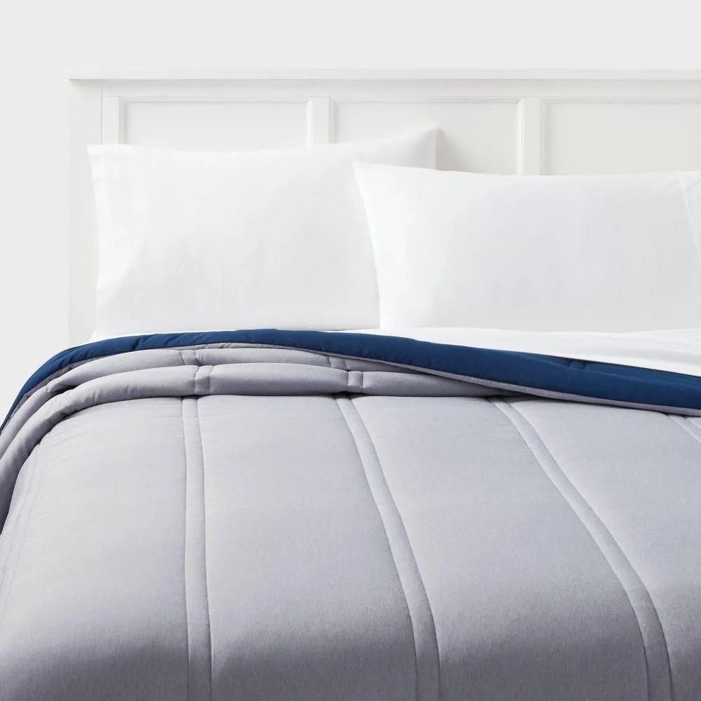 New without box - Full/Queen Lofty Microfiber Comforter Dark Blue Denim Heather - Room Essentials
