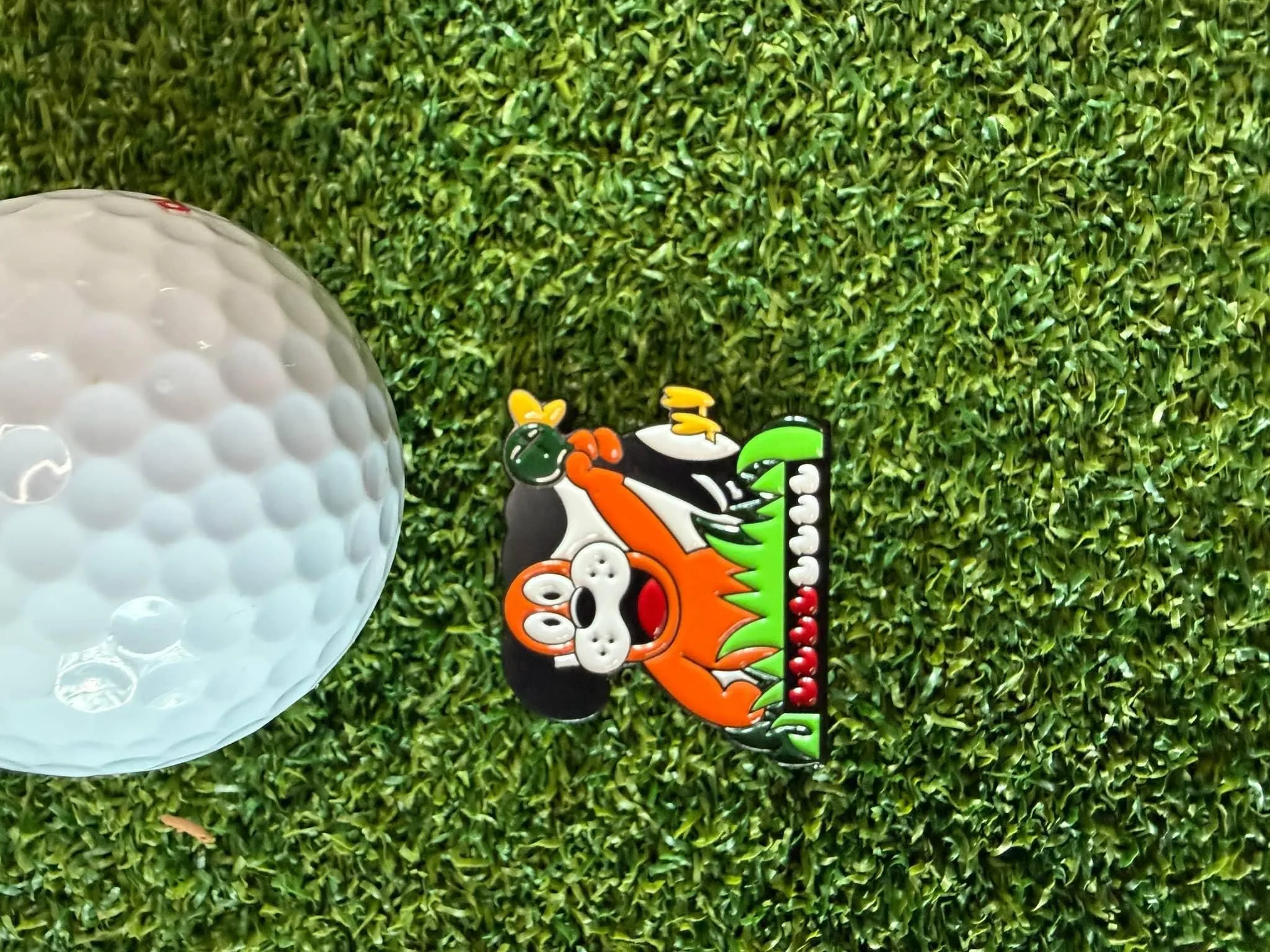 Hometown Hackers Bird Hunter Ball Marker — Golf Accessory