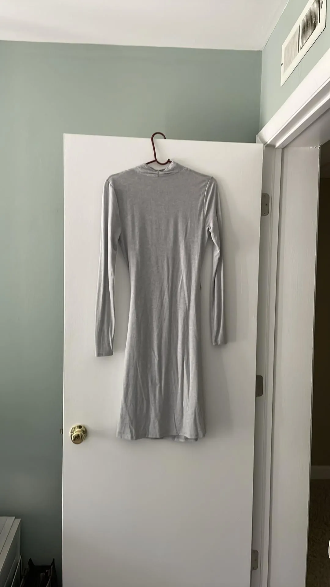 Listing Image Blurred Background