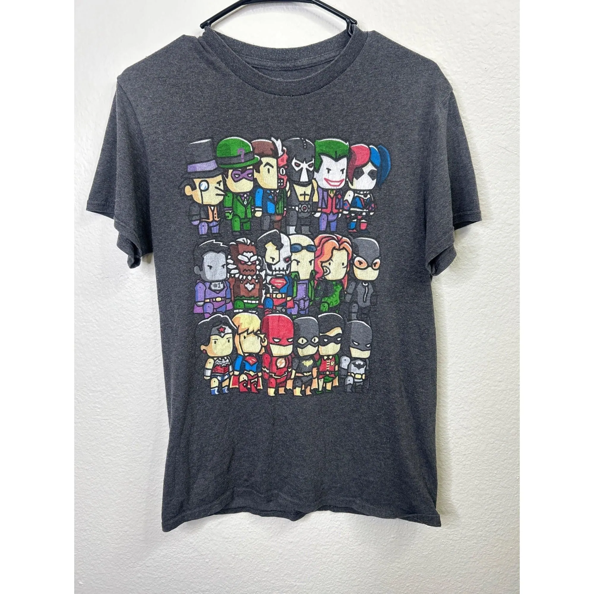 #1066 Scribblenauts Size Small DC Comics Graphic T-Shirt, Charcoal Gray