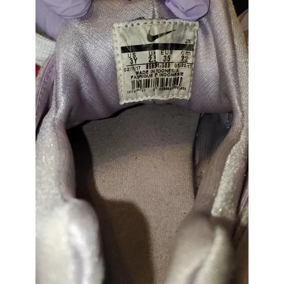 Listing Image Blurred Background