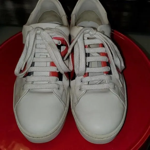 Listing Image Blurred Background