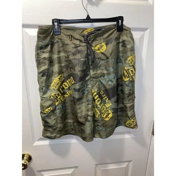 Product image for Corona extra men’s green swimming trunks size XL