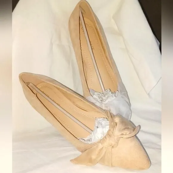 Product image for CHASE & CHLOE Women's Dalena Nude Suede FLATS size 10 NWT