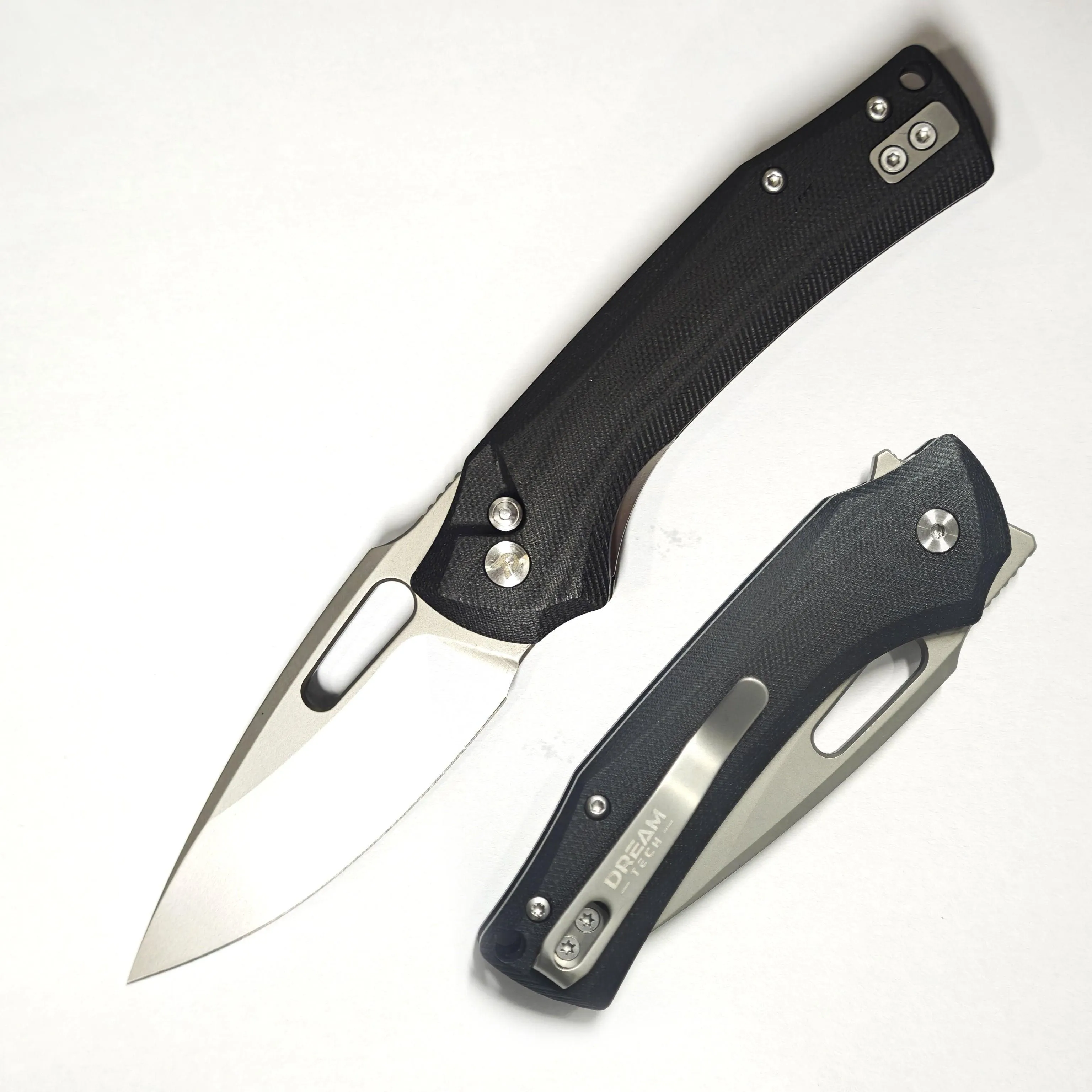 DreamTech D4542GB – 3.03″ D2 Blade, Black G10 Handle, Liner Lock