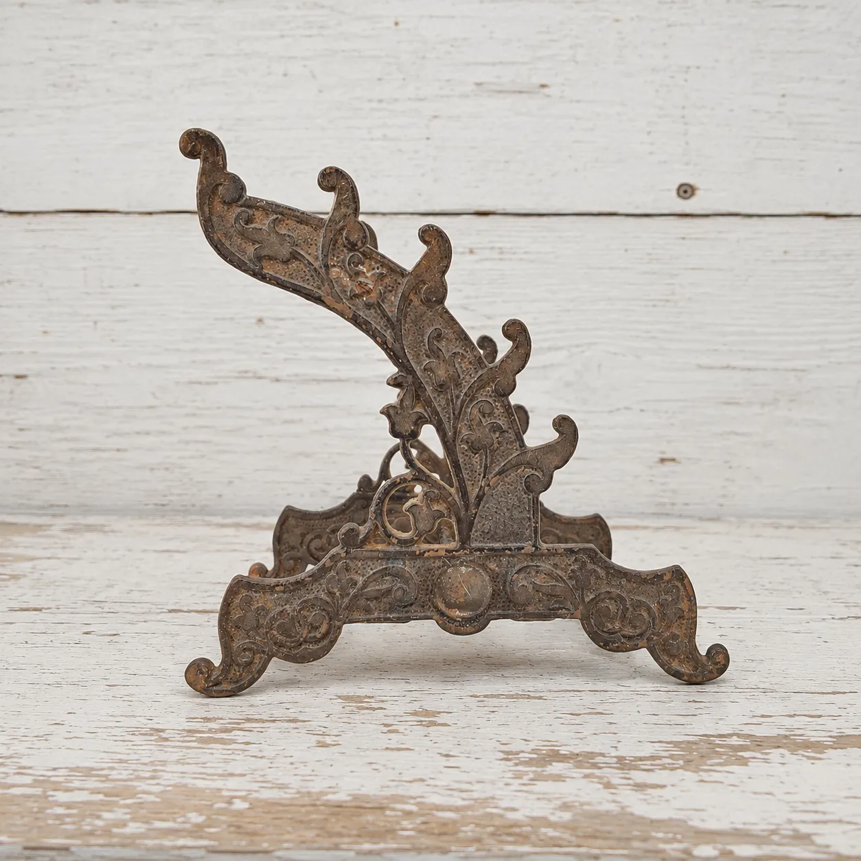 Vintage Cast Iron Victorian Pen Stand