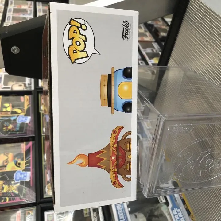Listing Image Blurred Background