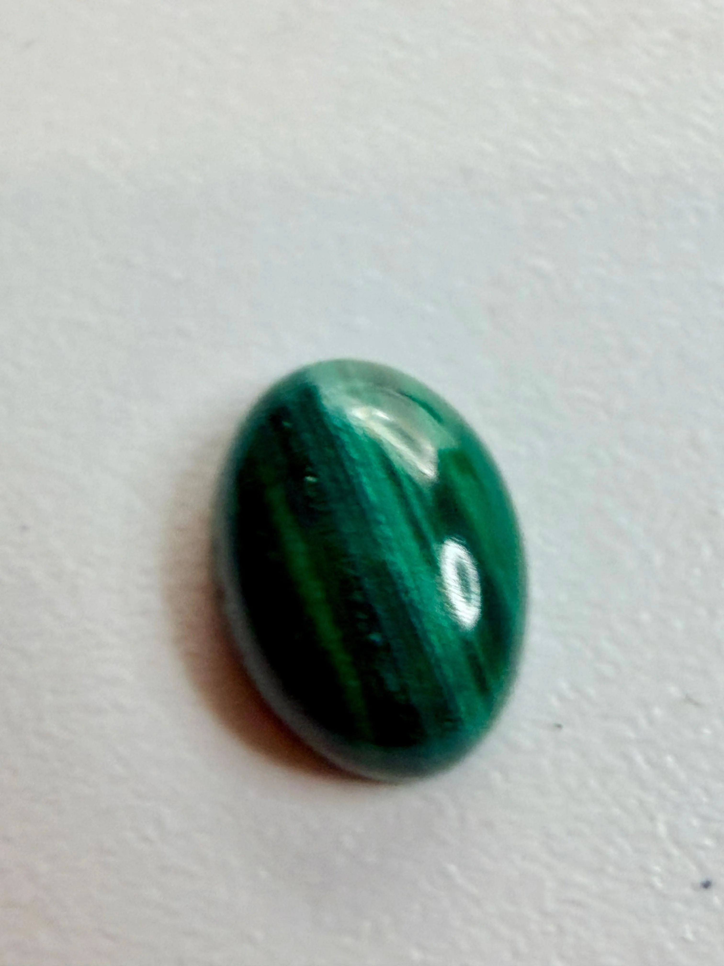 Malachite Oval 7mm x 5mm