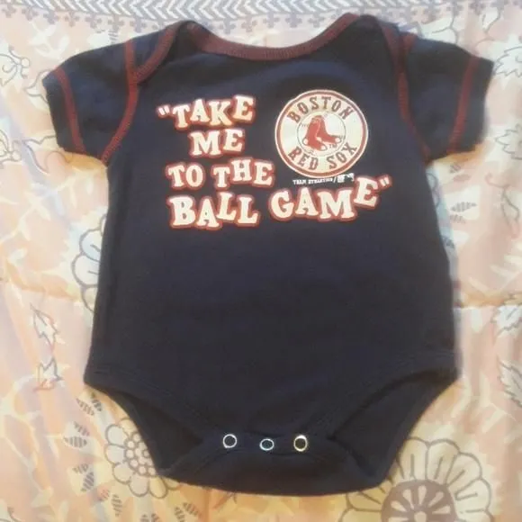 Product image for MLB Boston Red Sox baby onesie 0/3m ballgame