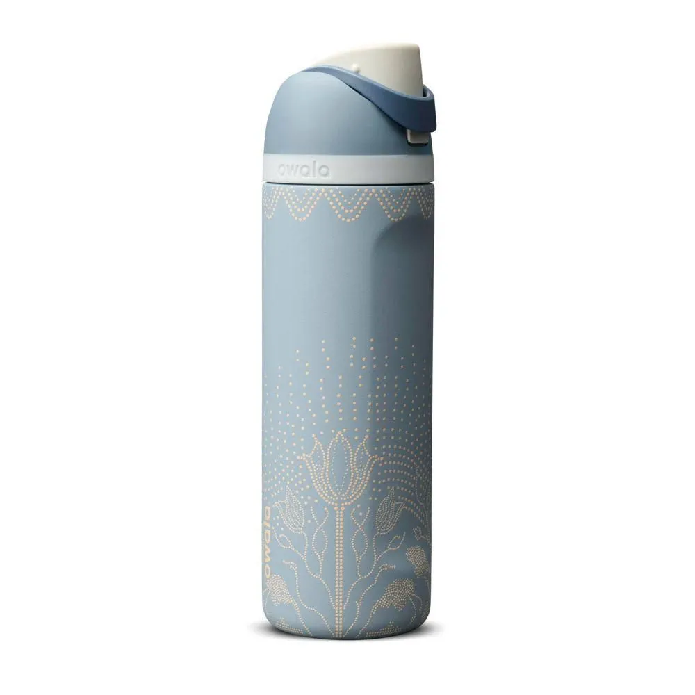New without box - Owala 24fl oz Stainless Steel Special Edition FreeSip Water Bottle - Studded