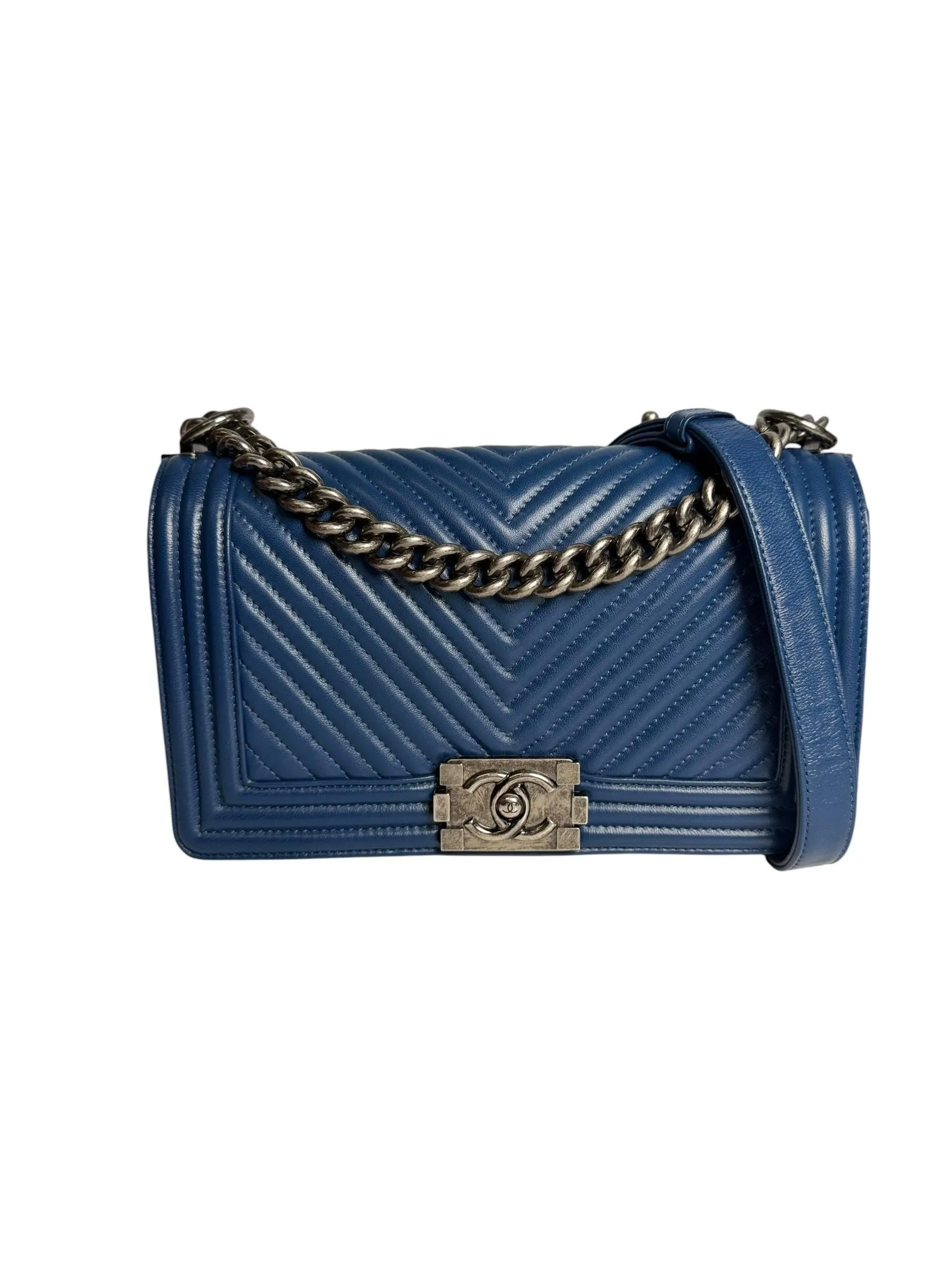 Chanel Boy Bag Chevron Quilted Medium Blue T7678