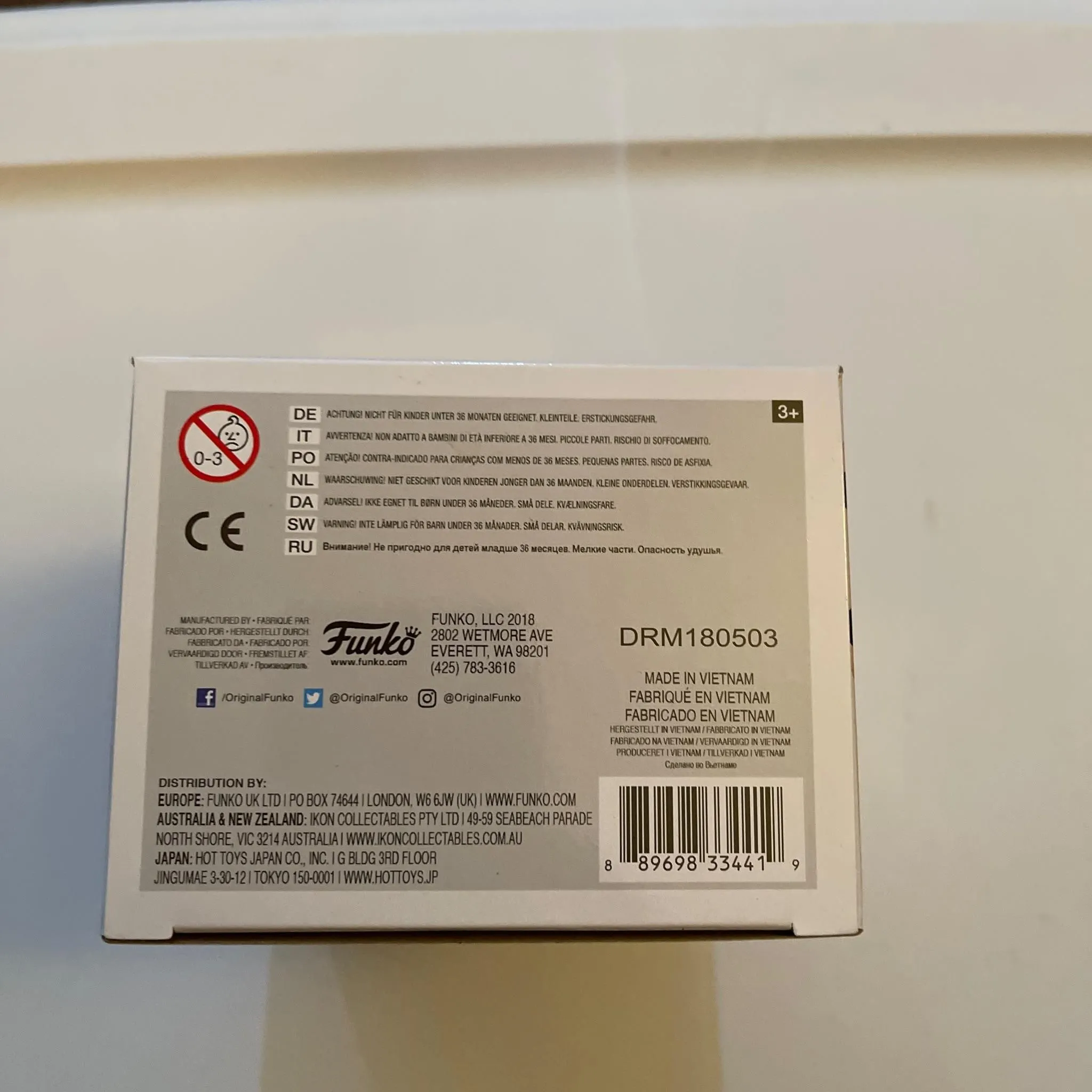 Listing Image Blurred Background