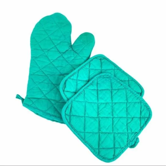 Product image for Oven Mitt and Pot Holders, Green