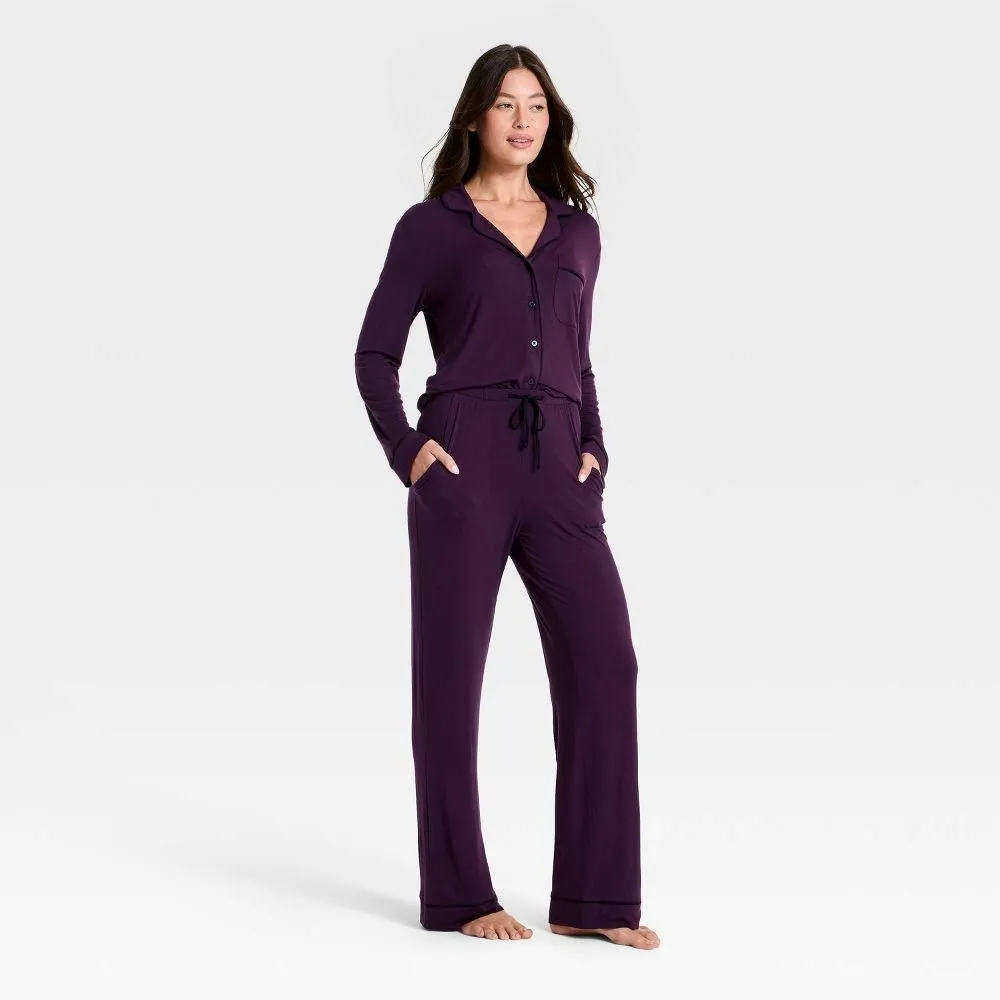 New without Tags - Size: M - Women's Cloud Knit Modal Long Sleeve Notch Collar Top and Pants Pajama