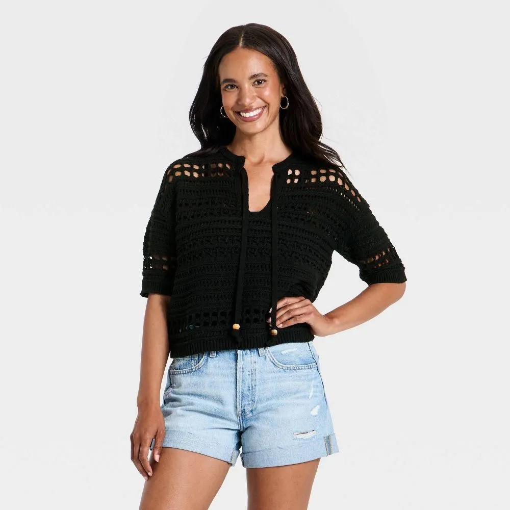 New without Tags - Women's Short Sleeve Openwork V-Neck Pullover Sweater - Universal Thread Black L