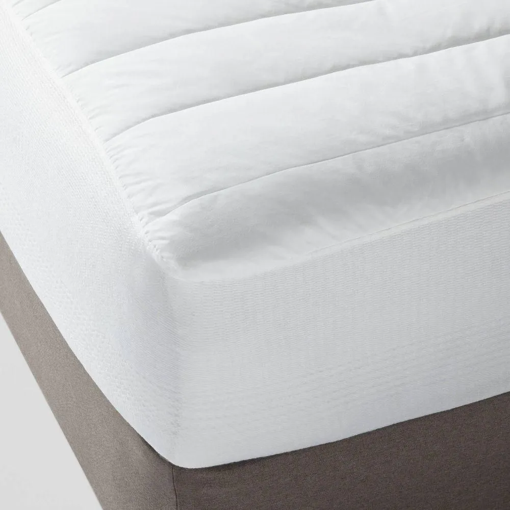 New without box - Twin Performance Mattress Pad - Threshold: Hypoallergenic Waterproof