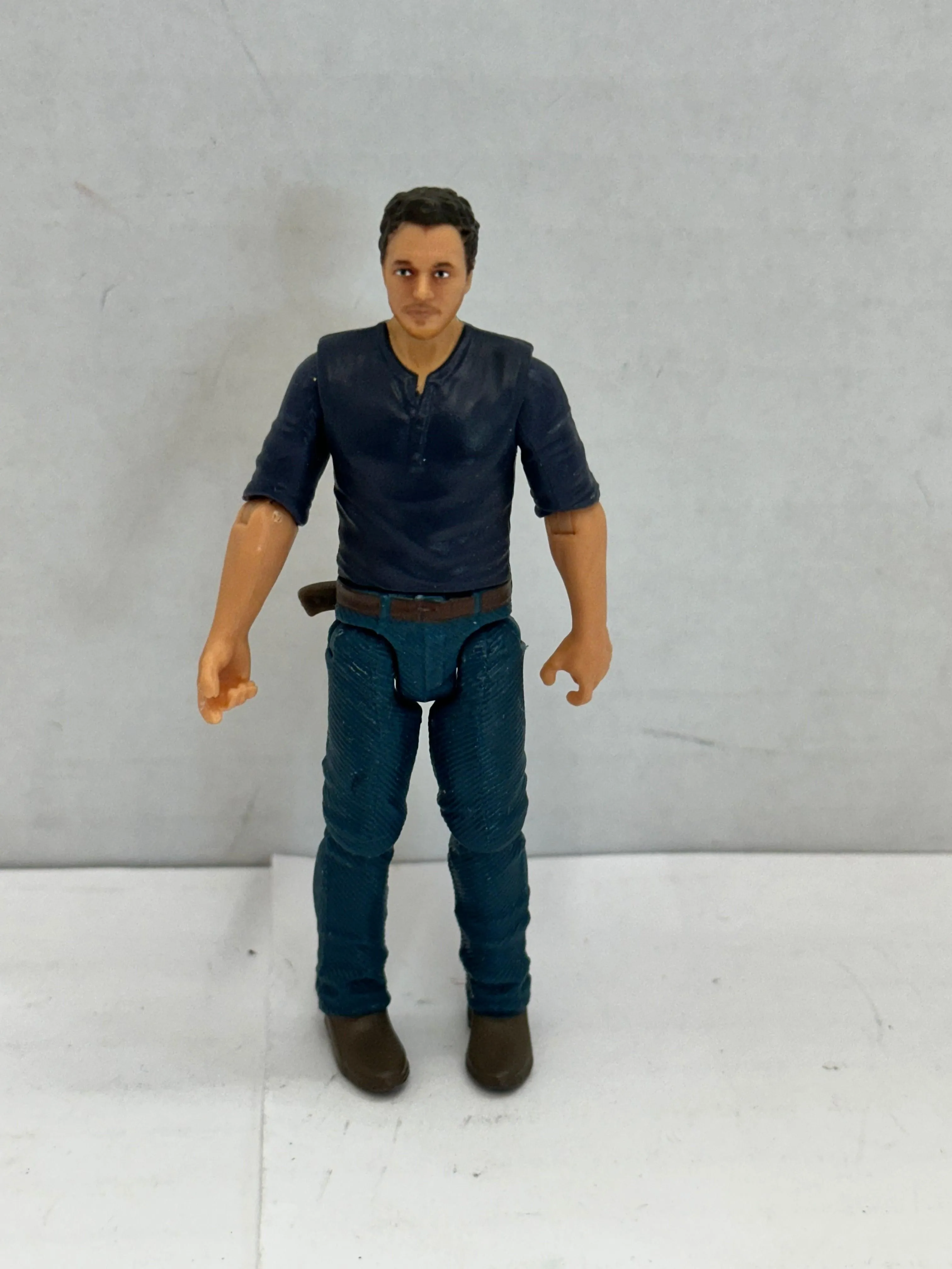 Jurassic World Dino Rivals DINOSAUR TRAINER OWEN GRADY 3.75" Figure W/knife #1