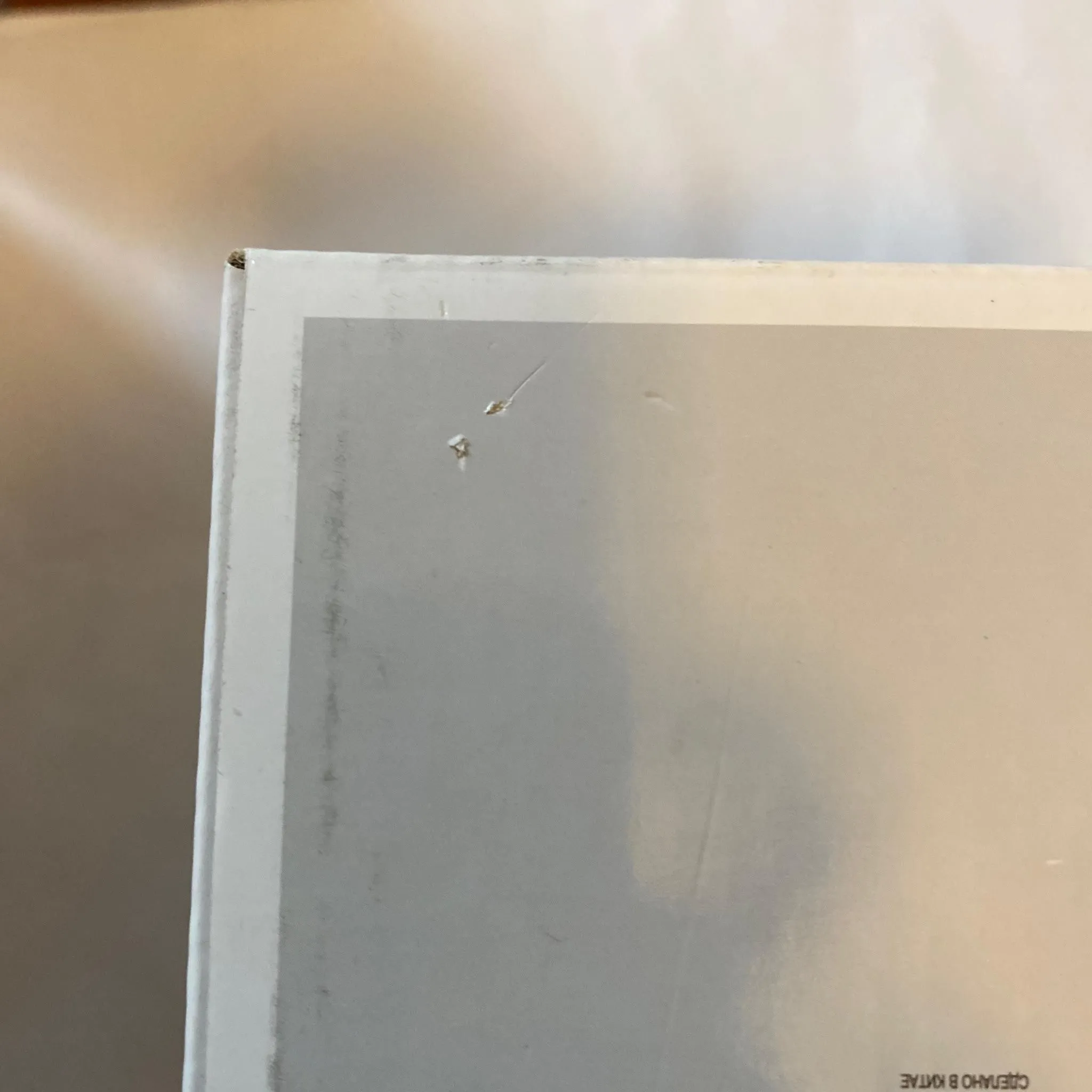 Listing Image Blurred Background