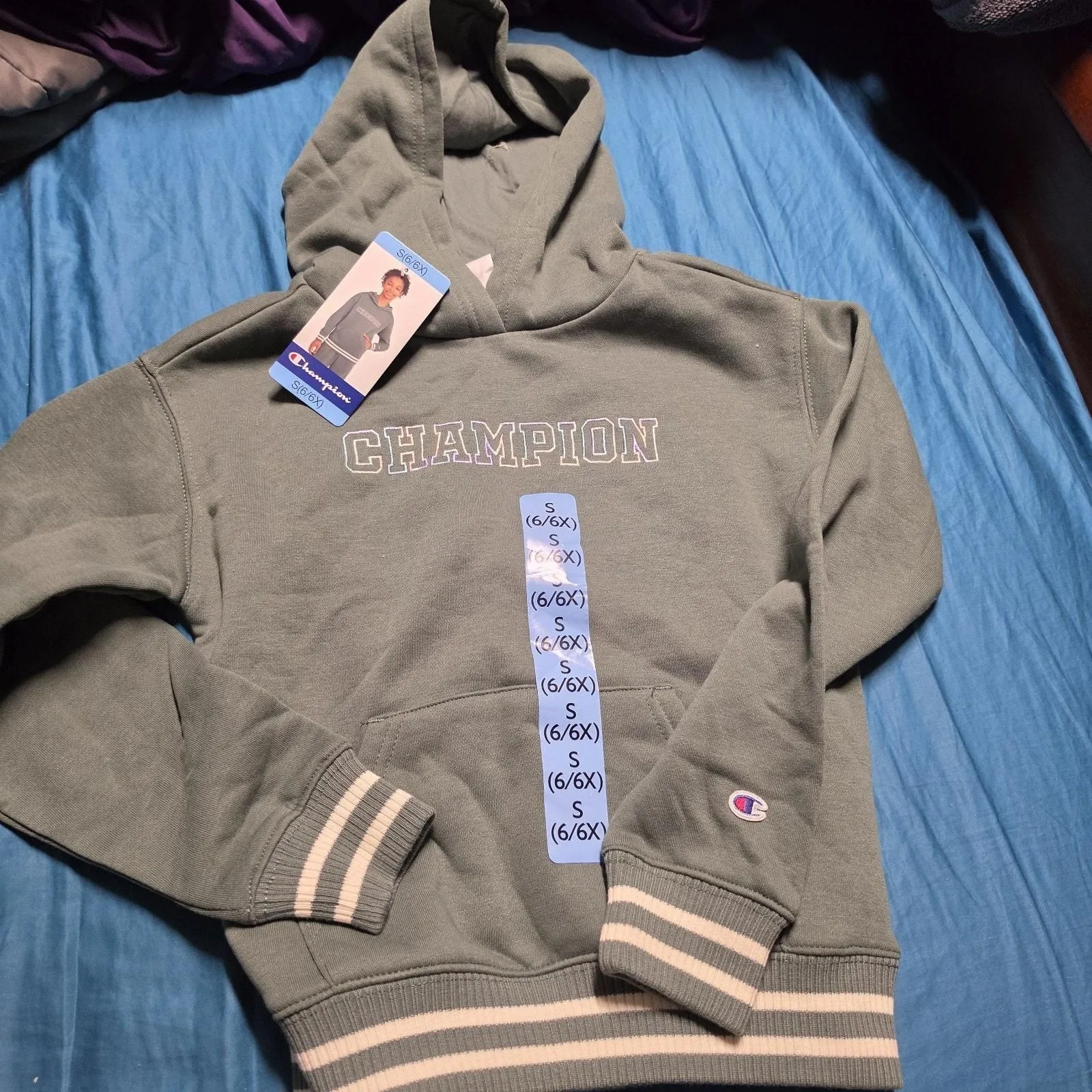 opgKKIXCGLiZOi3zFoD0 Picture 0
