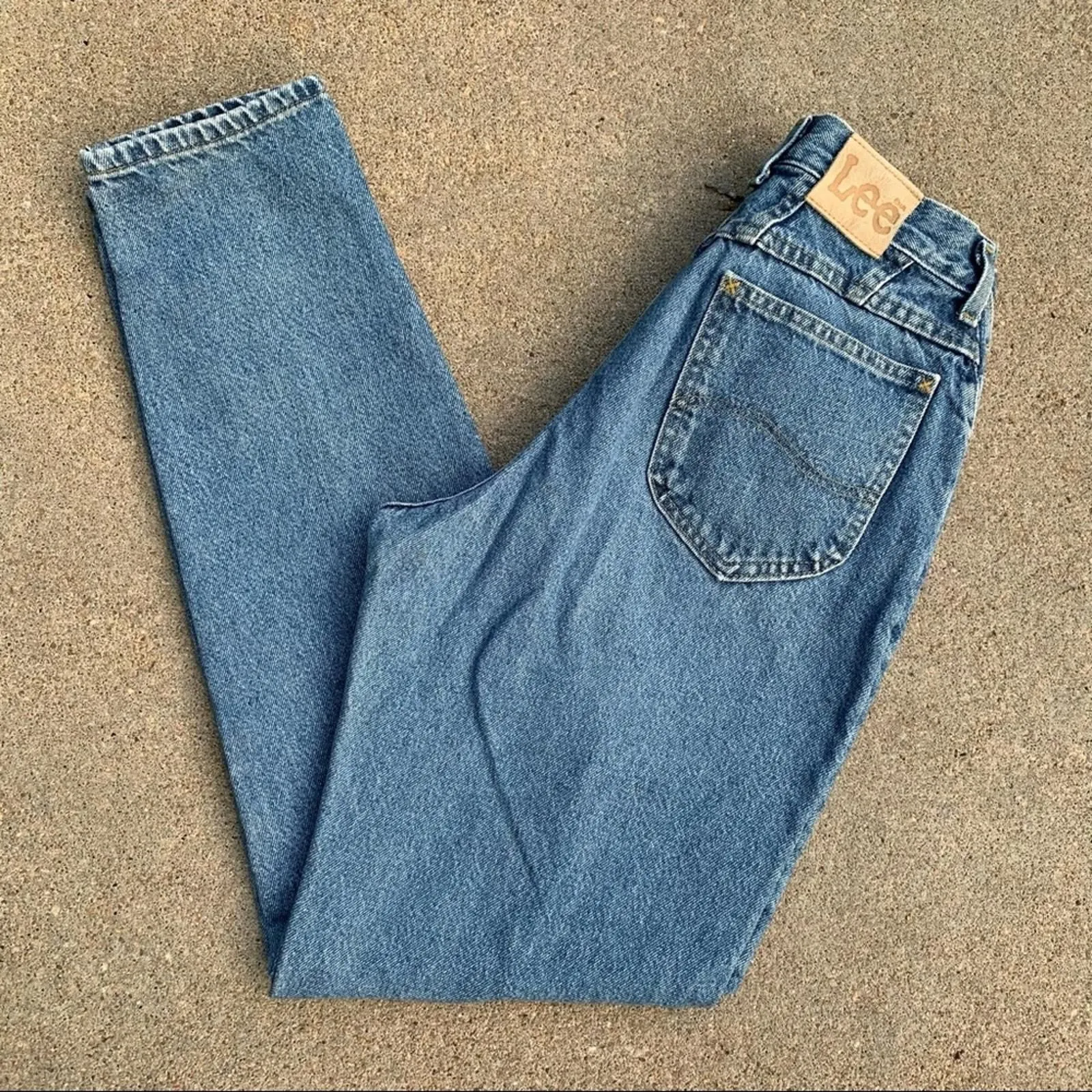2j6AvyzsKPDk3DKHtOtZ Picture 0