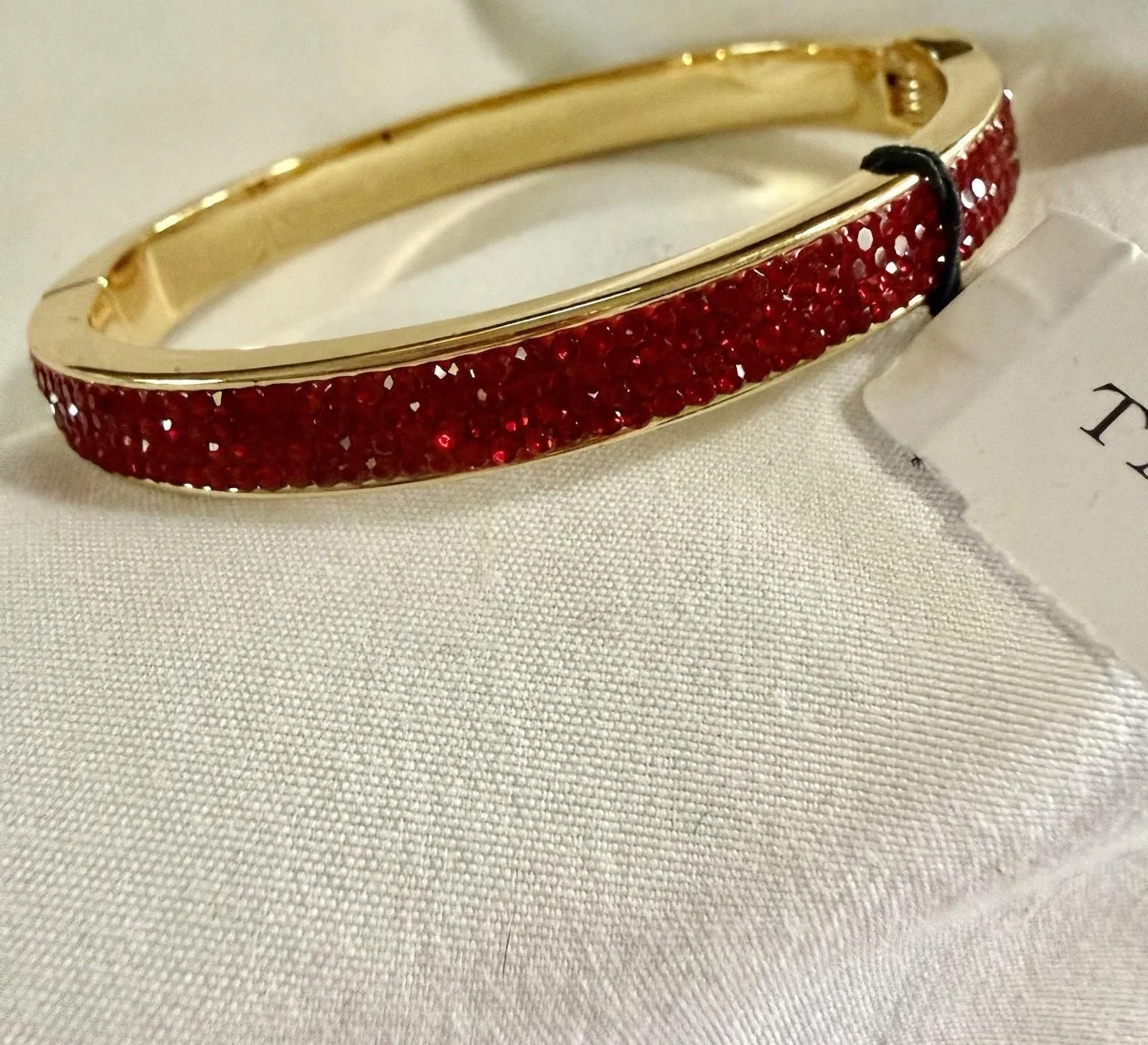 c1d56bd9f253721e0d8fba662a79caf349c3be7e Picture 0