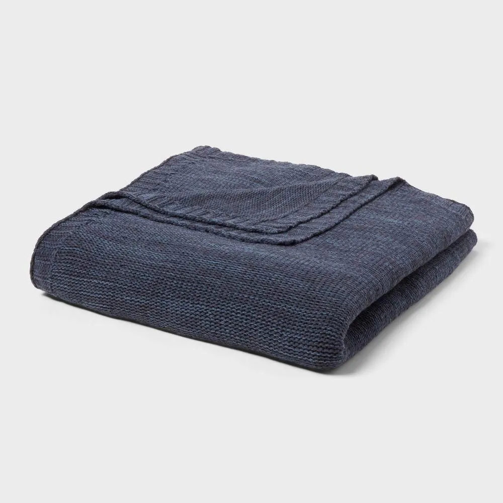 New without box - Full/Queen Knit Blanket Navy - Threshold