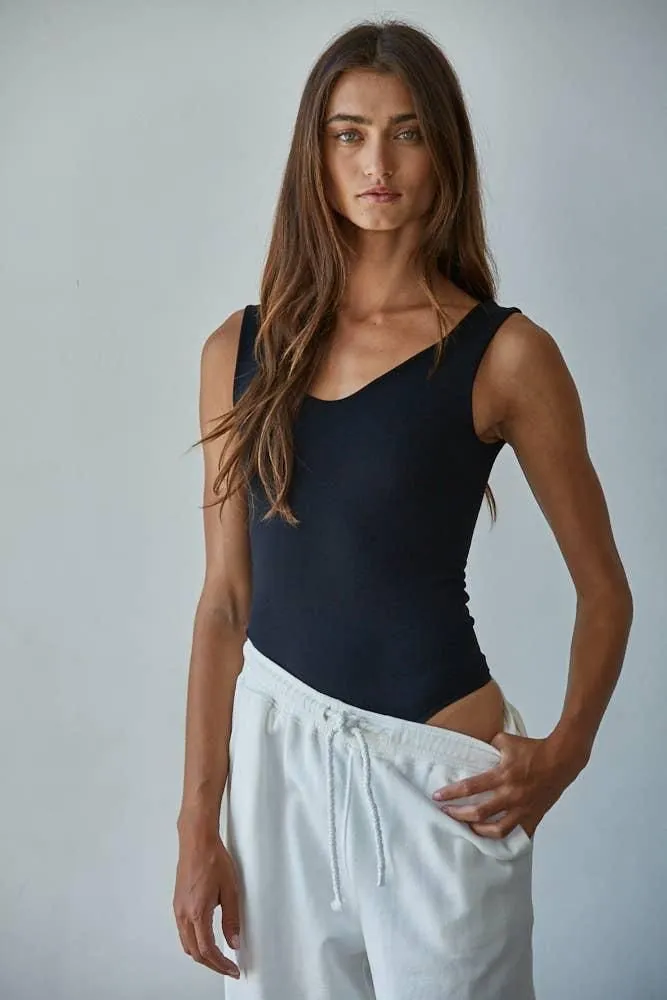 Black Double Layered Seamless U-V Neck Sleeveless Bodysuit