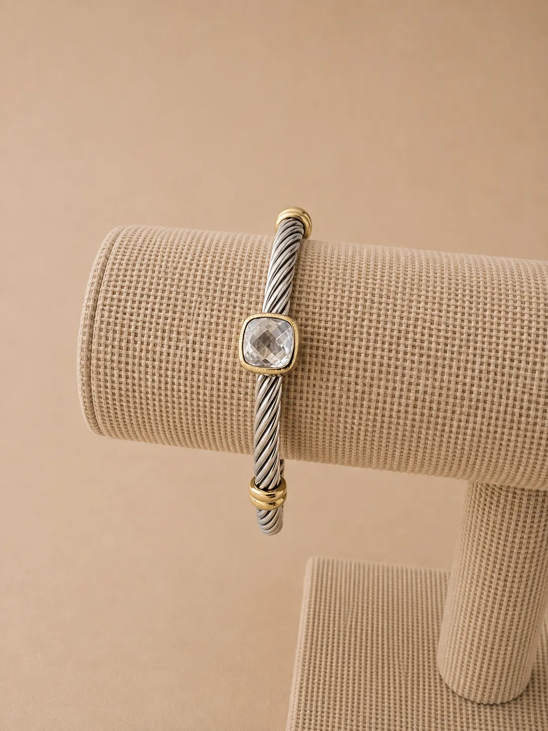 The Ellie Bracelet