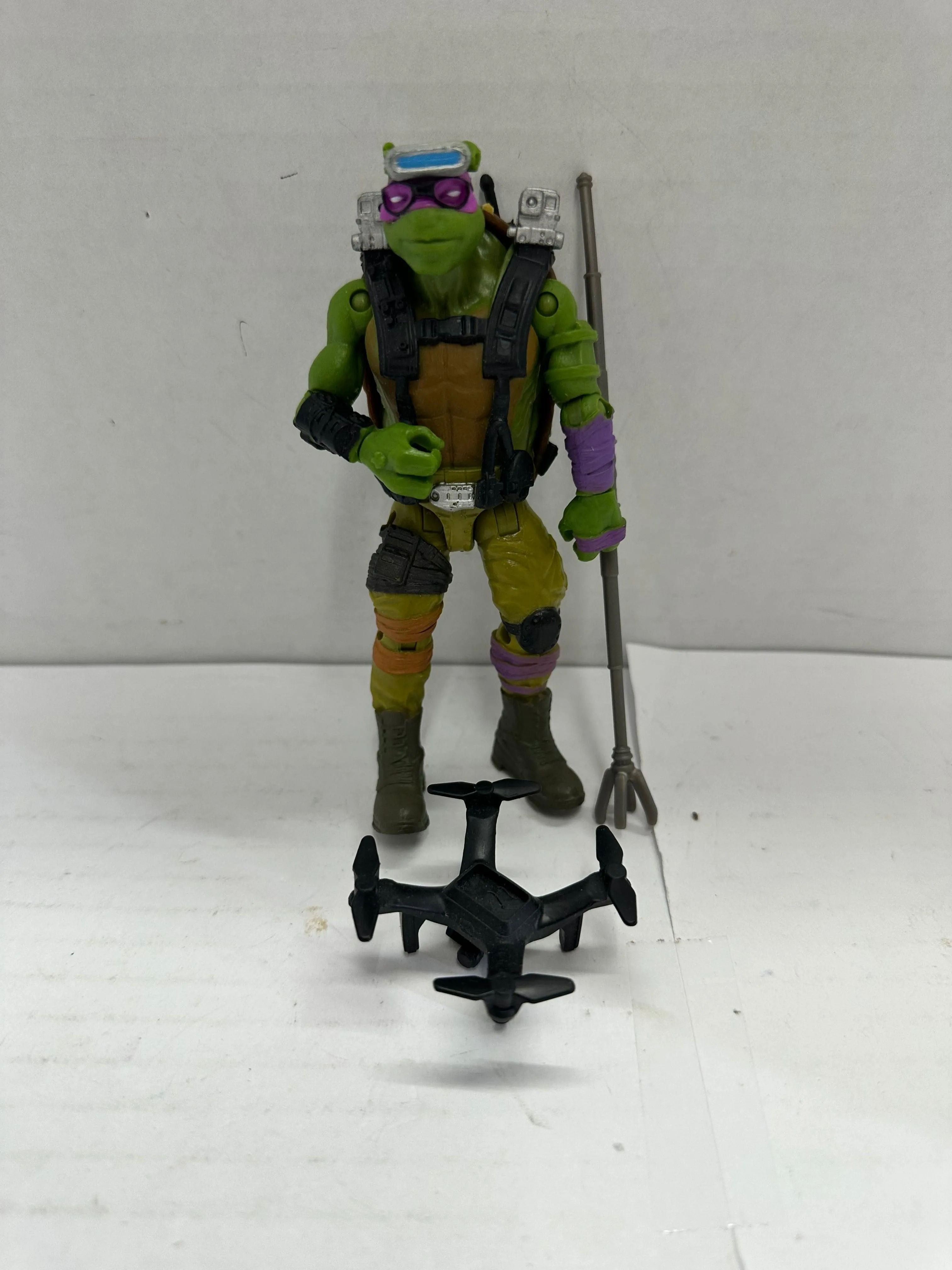 Teenage Mutant Ninja Turtles Out of the Shadows Donatello Action Figure Loose