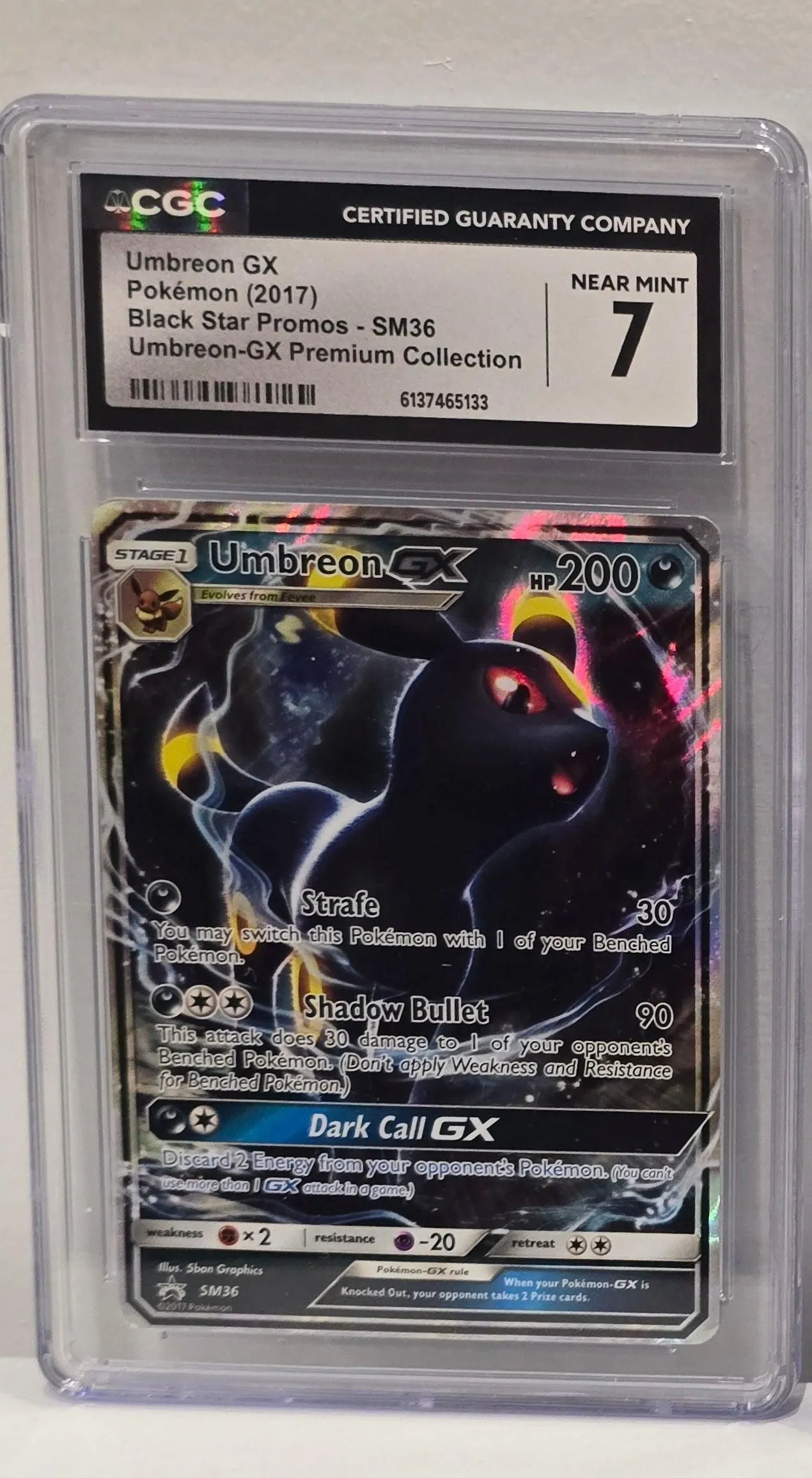 Umbreon GX #SM36 — SM Black Star Promos (2017) — CGC 7 Near Mint