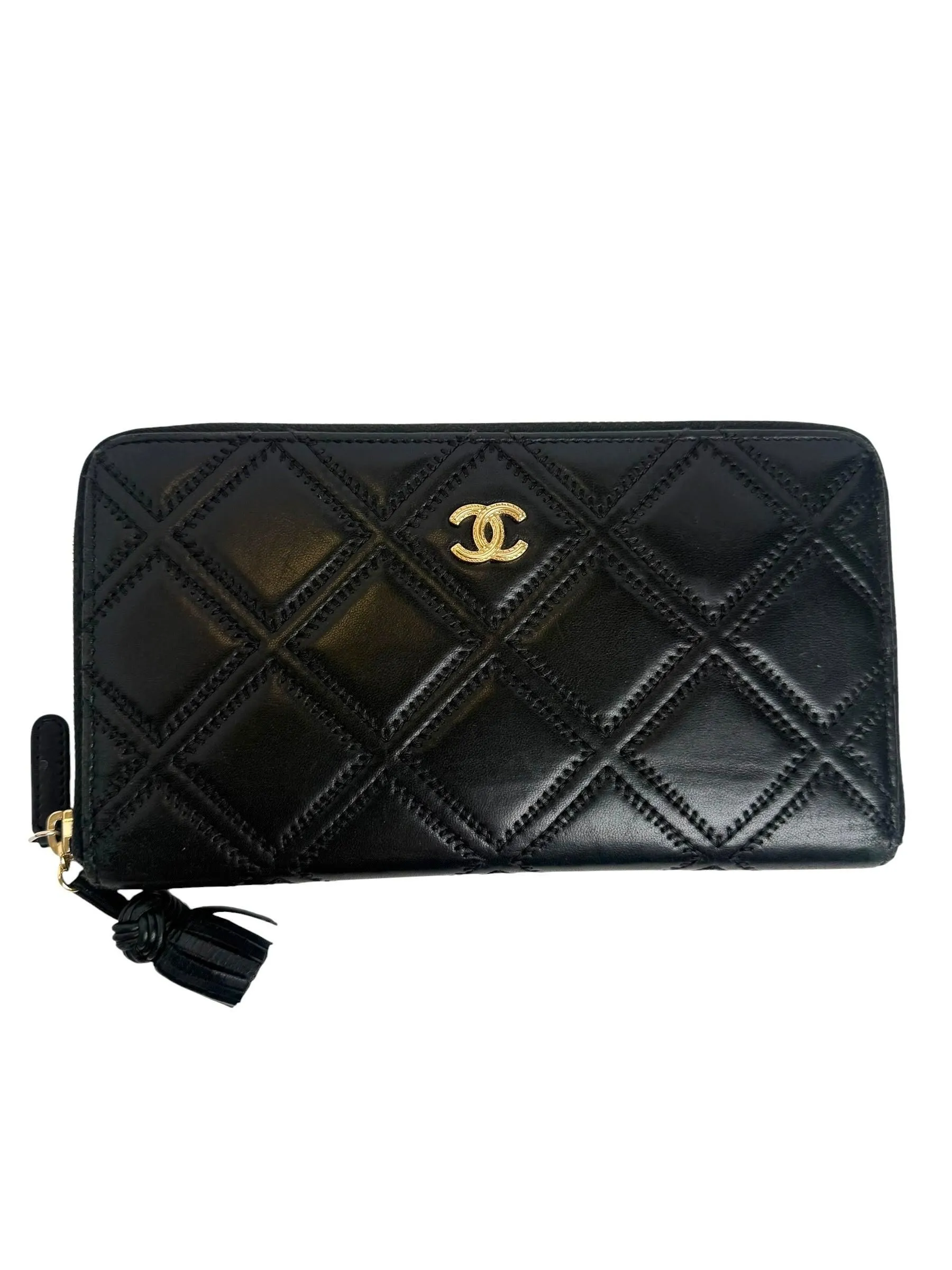 Chanel Tassel Zip Around Wallet T8282