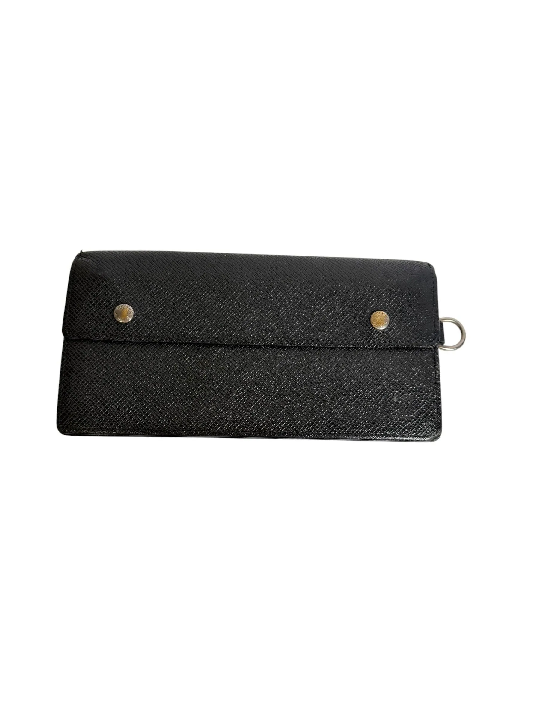Louis Vuitton Taiga Leather Long Bifold Wallet T3347