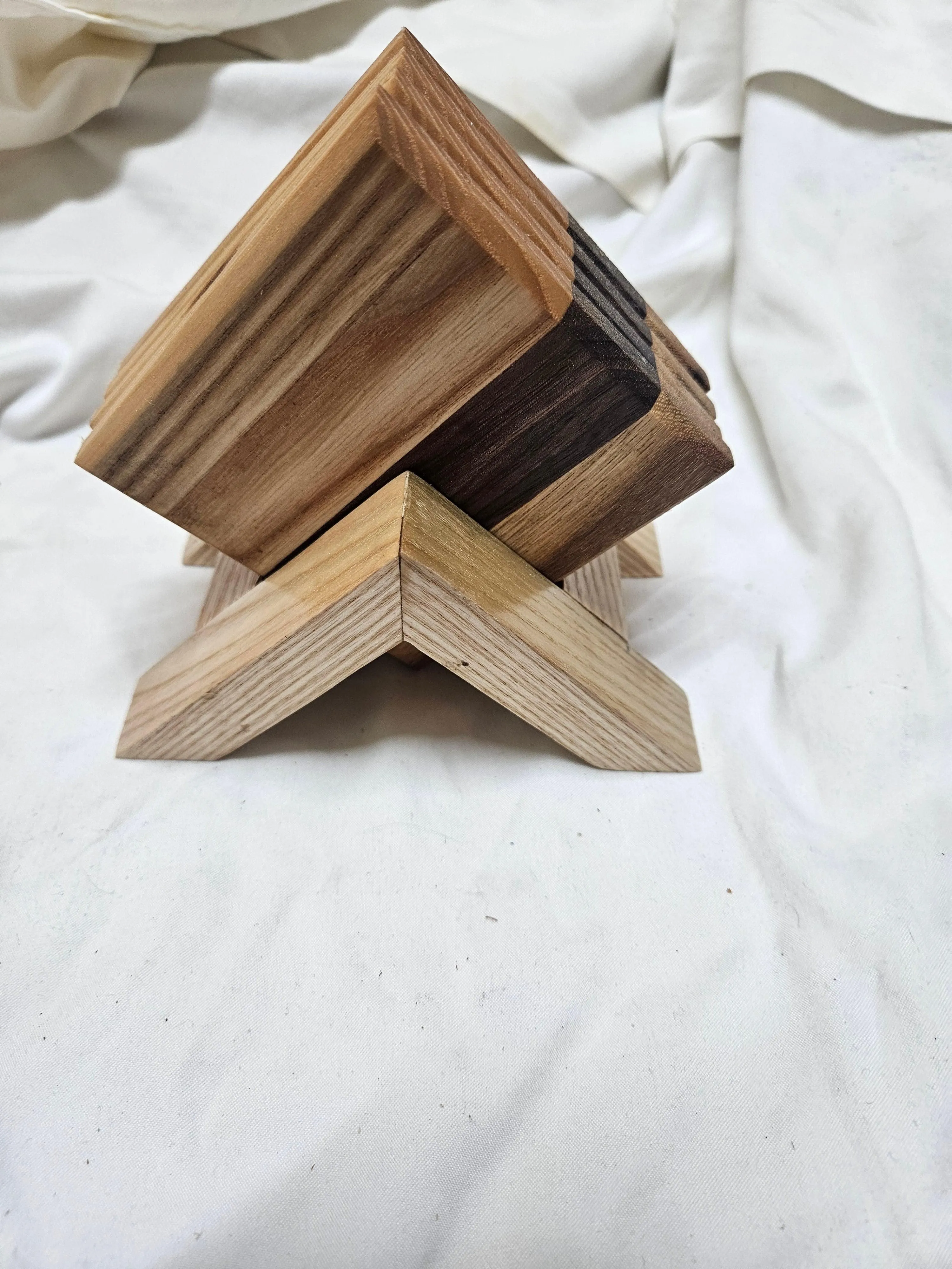Coaster Set made from hardwoods with oak Stand, Set of 4