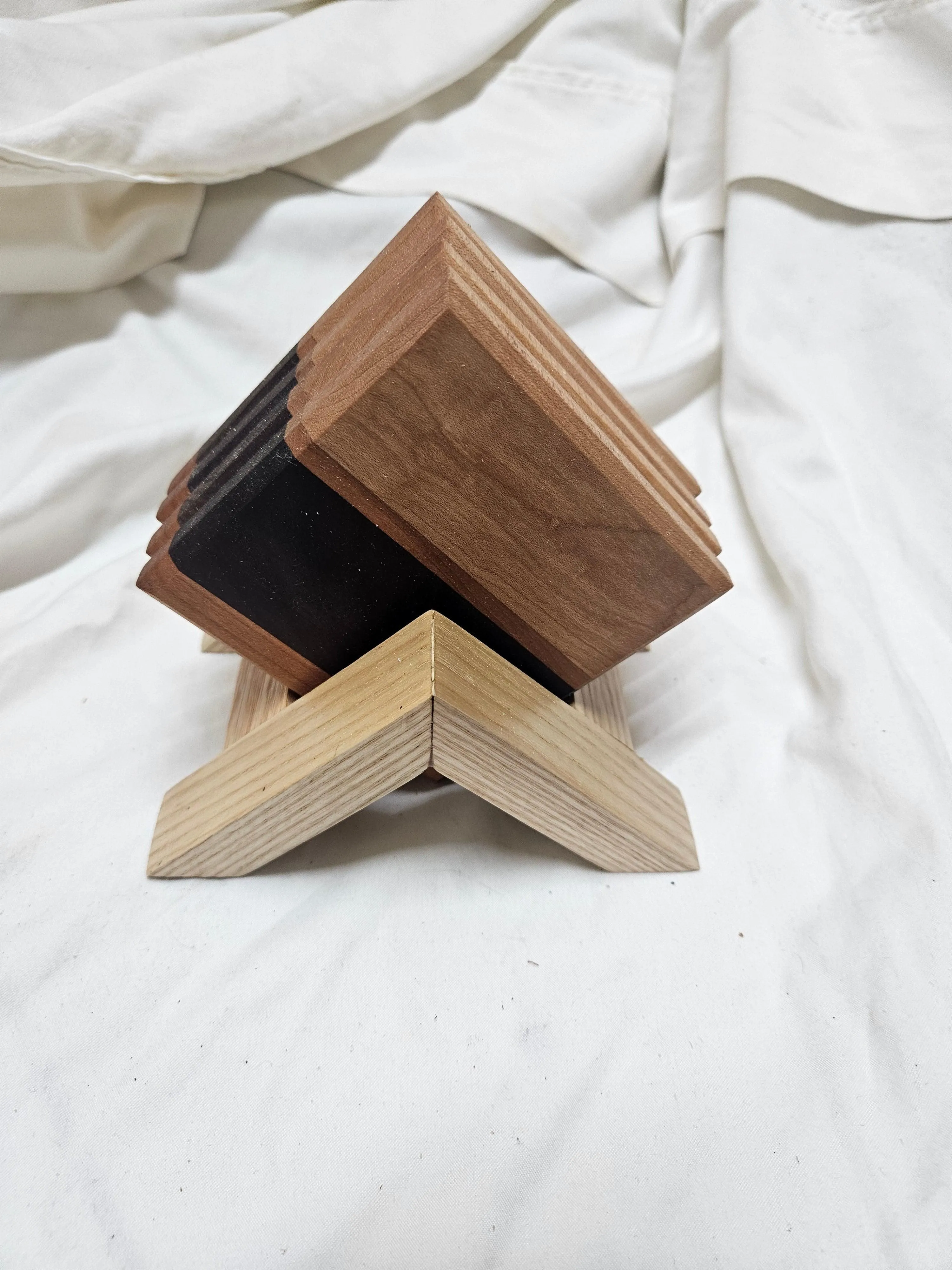 Coaster Set made from hardwoods with oak Stand, Set of 4
